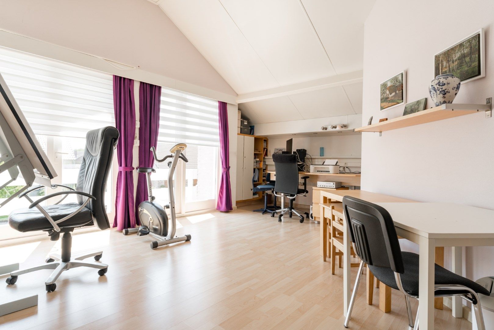  IN OPTIE!  Instapklare woning met buitenzwembad te koop! foto 19