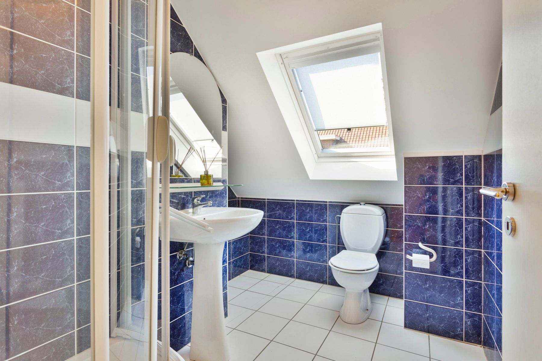Instapklare villa gelegen op een toplocatie in Dilbeek! foto 22