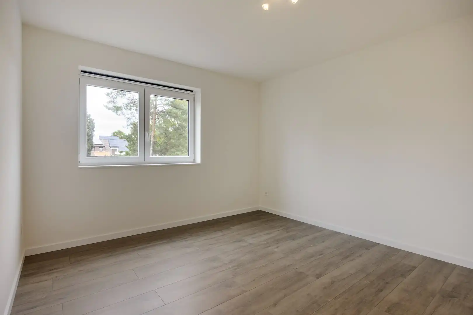 Nieuwbouwwoning met 3 slpks, gelegen op wandelafstand van het centrum !  foto 13