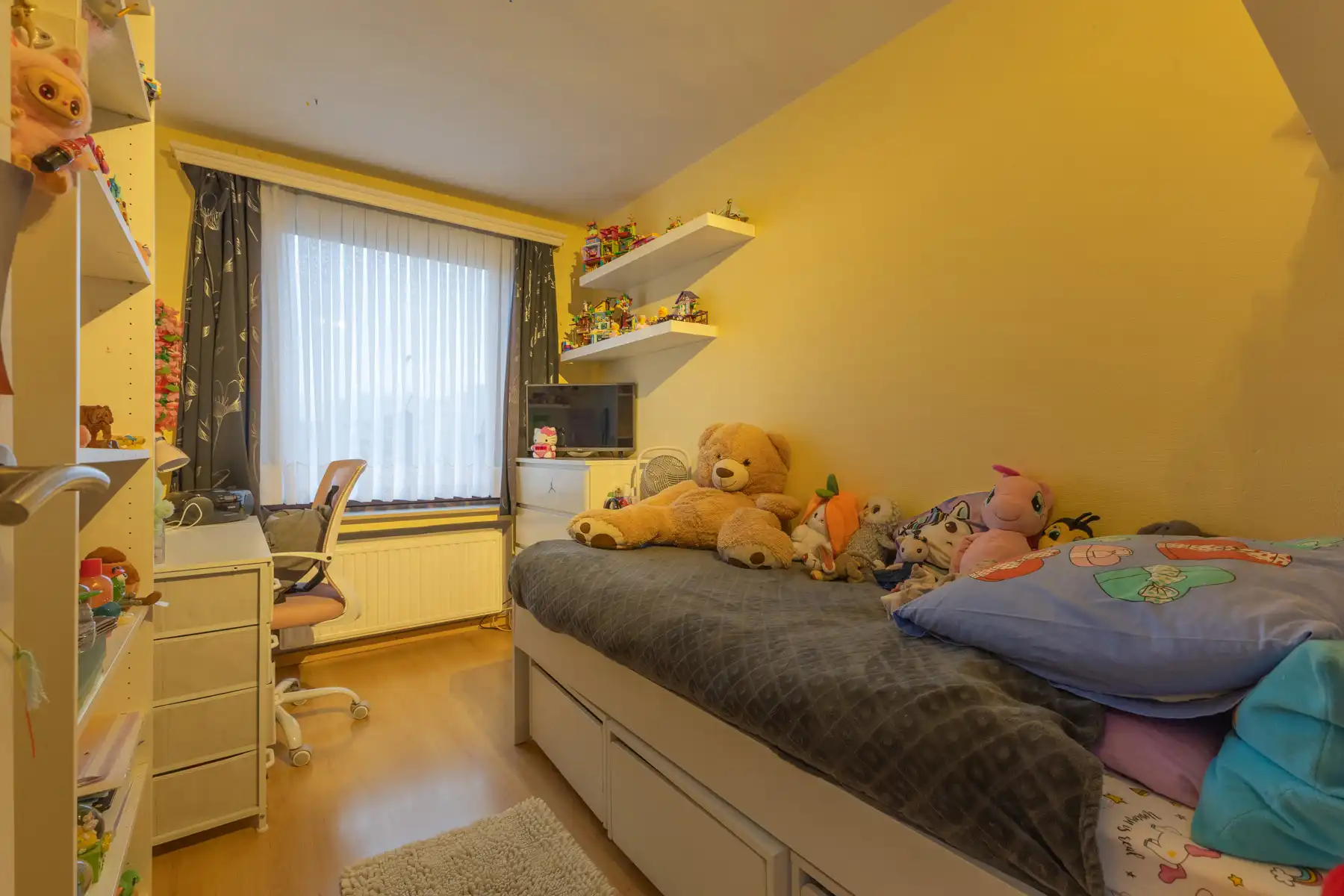 Gunstig gelegen woning met 4 slaapkamers en tuin foto 15