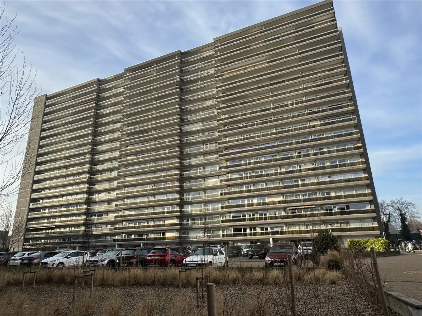 Appartement foto {{pictureIndex}}