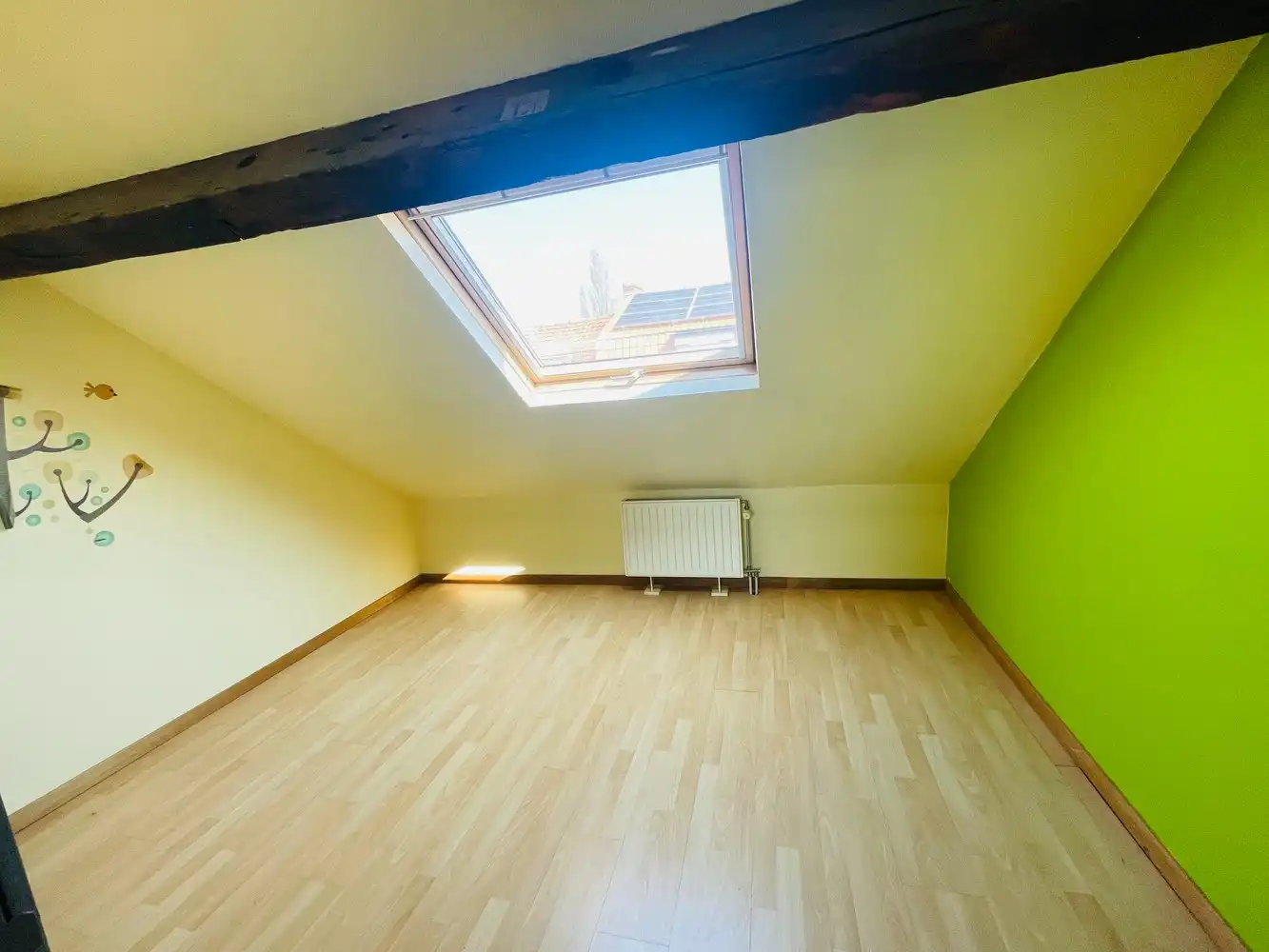 Assebroek, leuk ENERGIEZUINIG gezellig &nbsp;instapklaar woonhuis met 3 SLAAPKAMERS en tuintje foto 7