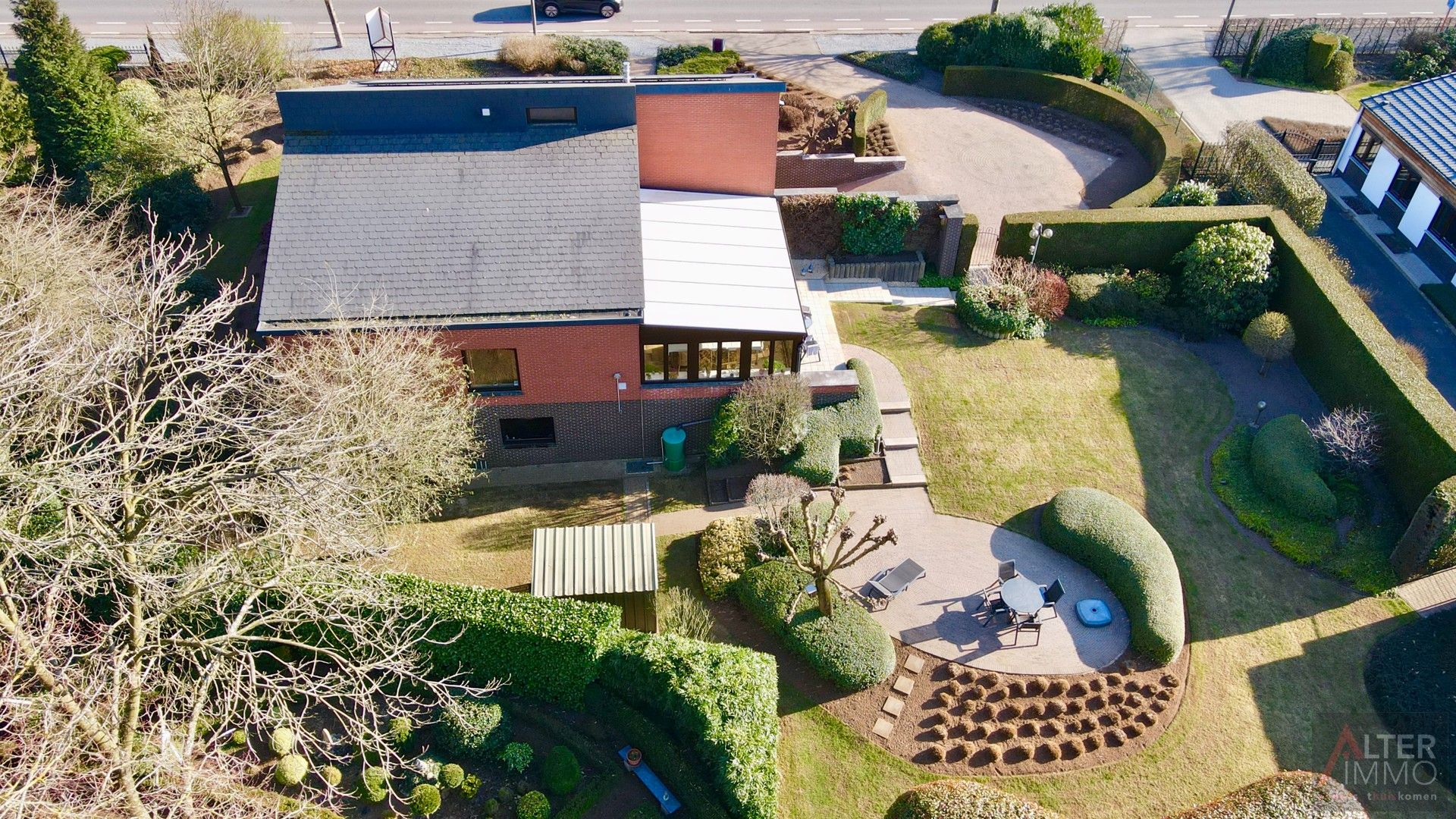 Uitzonderlijke woning op een uitstekende locatie. Top onderhouden,  4/5 slaapkamers op een extra breed (41,5m) perceel van ca. 20 are vlakbij Zolder centrum - prachtige tuin! foto 48