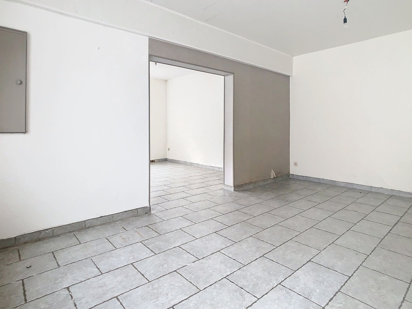 Ophasselt: te moderniseren woning met potentieel foto 8