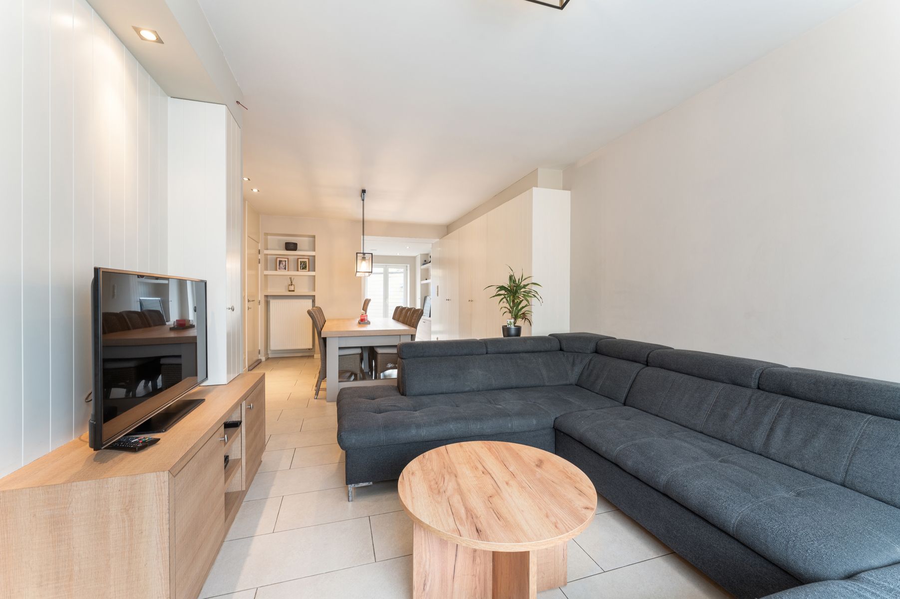Landelijk ingerichte woning in Izegem foto 3