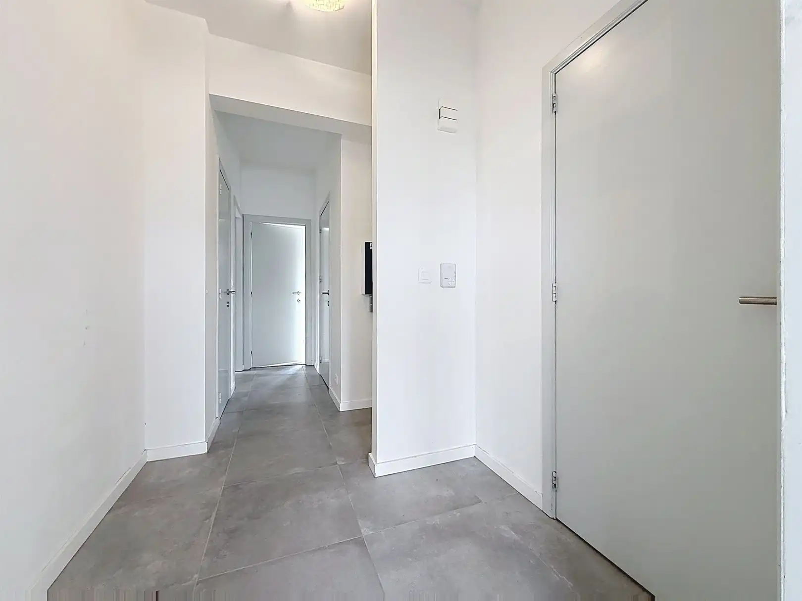 Gelijkvloers app, 2 slpks, kelder, garagebox foto 7