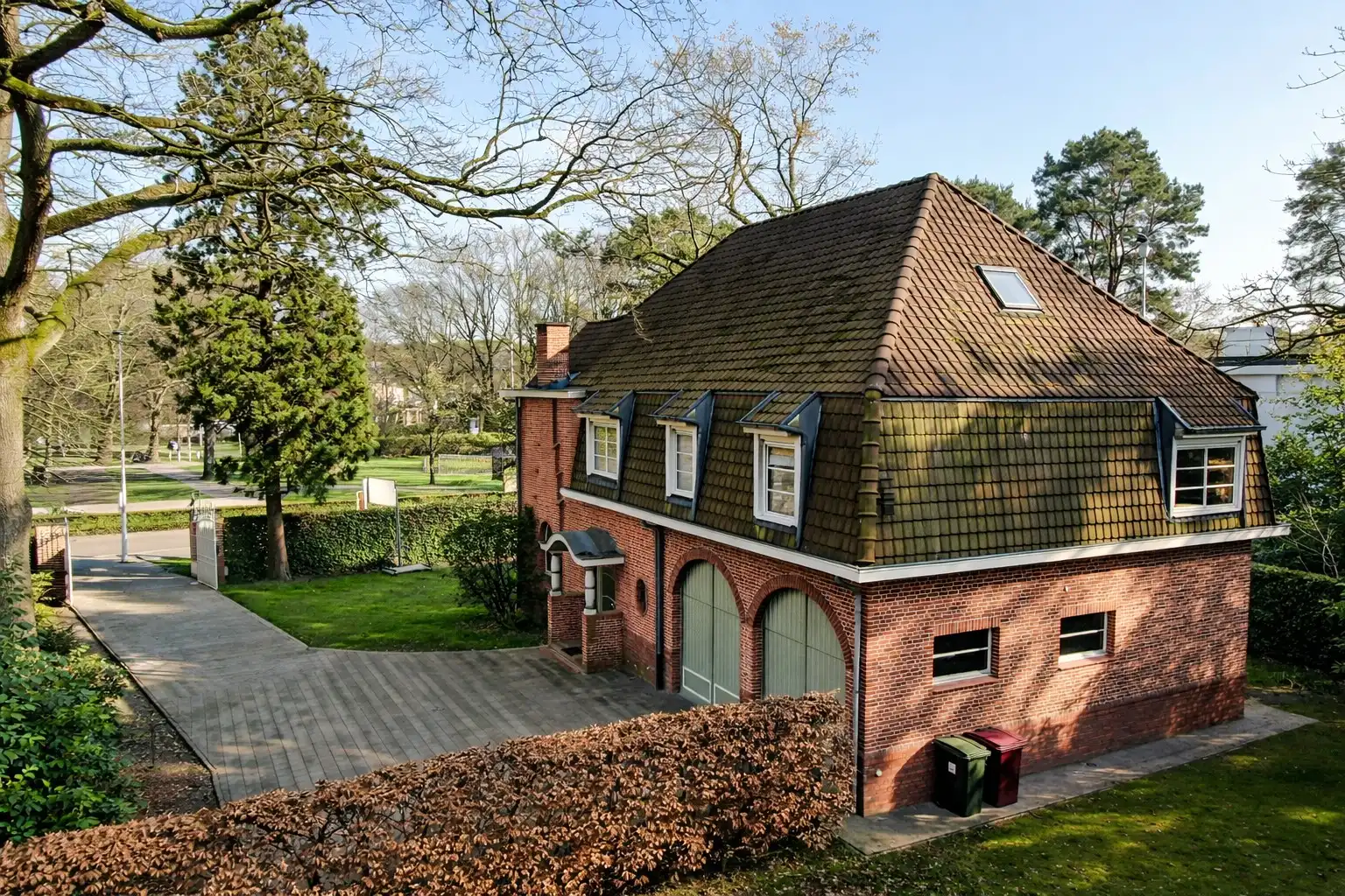 Charmante villa in gegeerde woonwijk Koningshof te Schoten foto 3