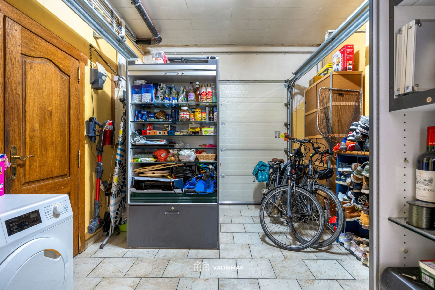 Een verzorgde, instapklare rijwoning met garage & mooie tuin foto 22