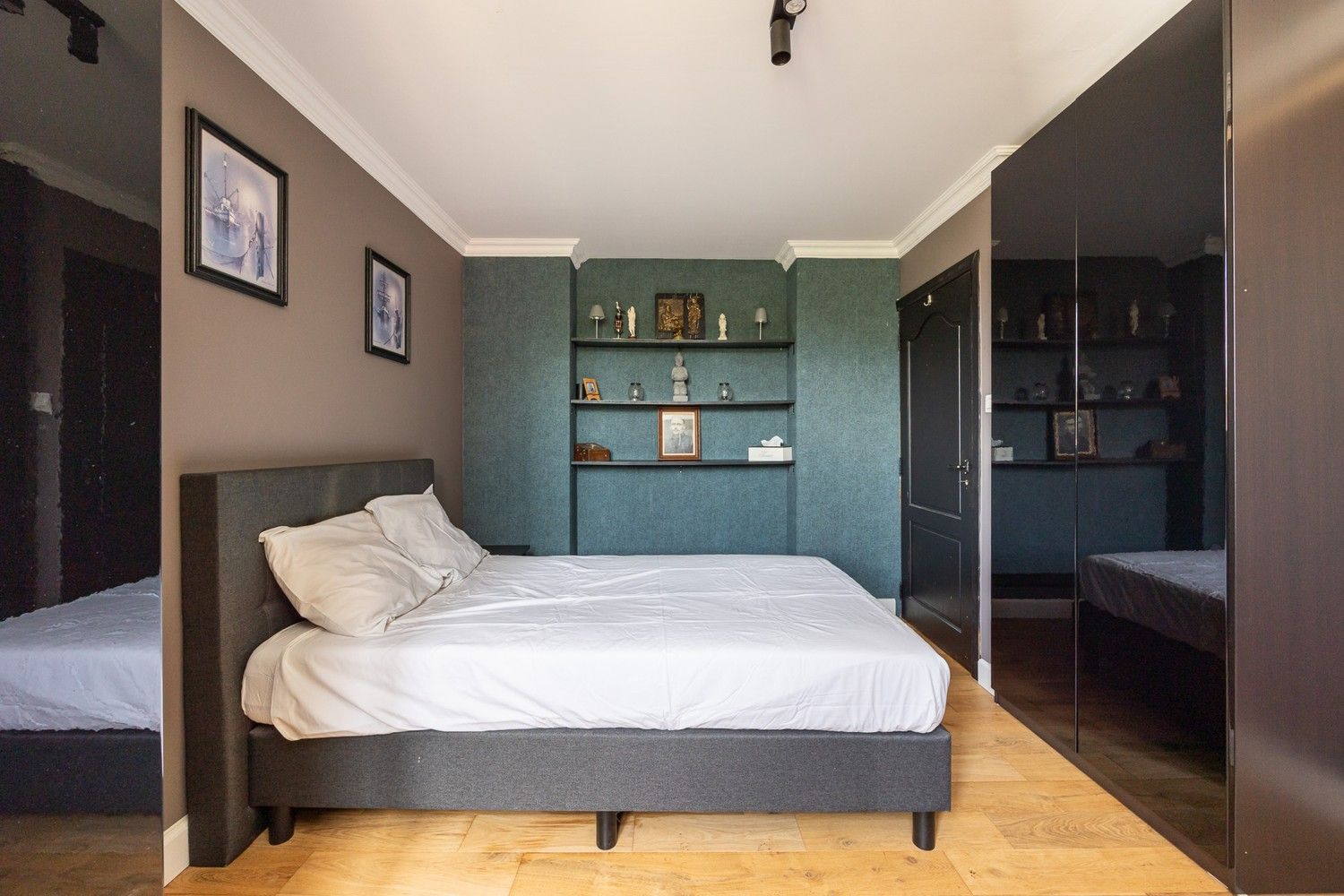 Karaktervol herenhuis met hedendaags comfort en tuin in Deurne foto 21