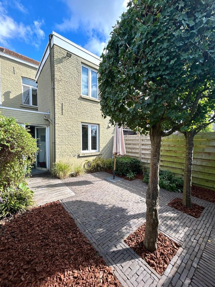 Ruime rijwoning op toplocatie in Tienen foto {{pictureIndex}}