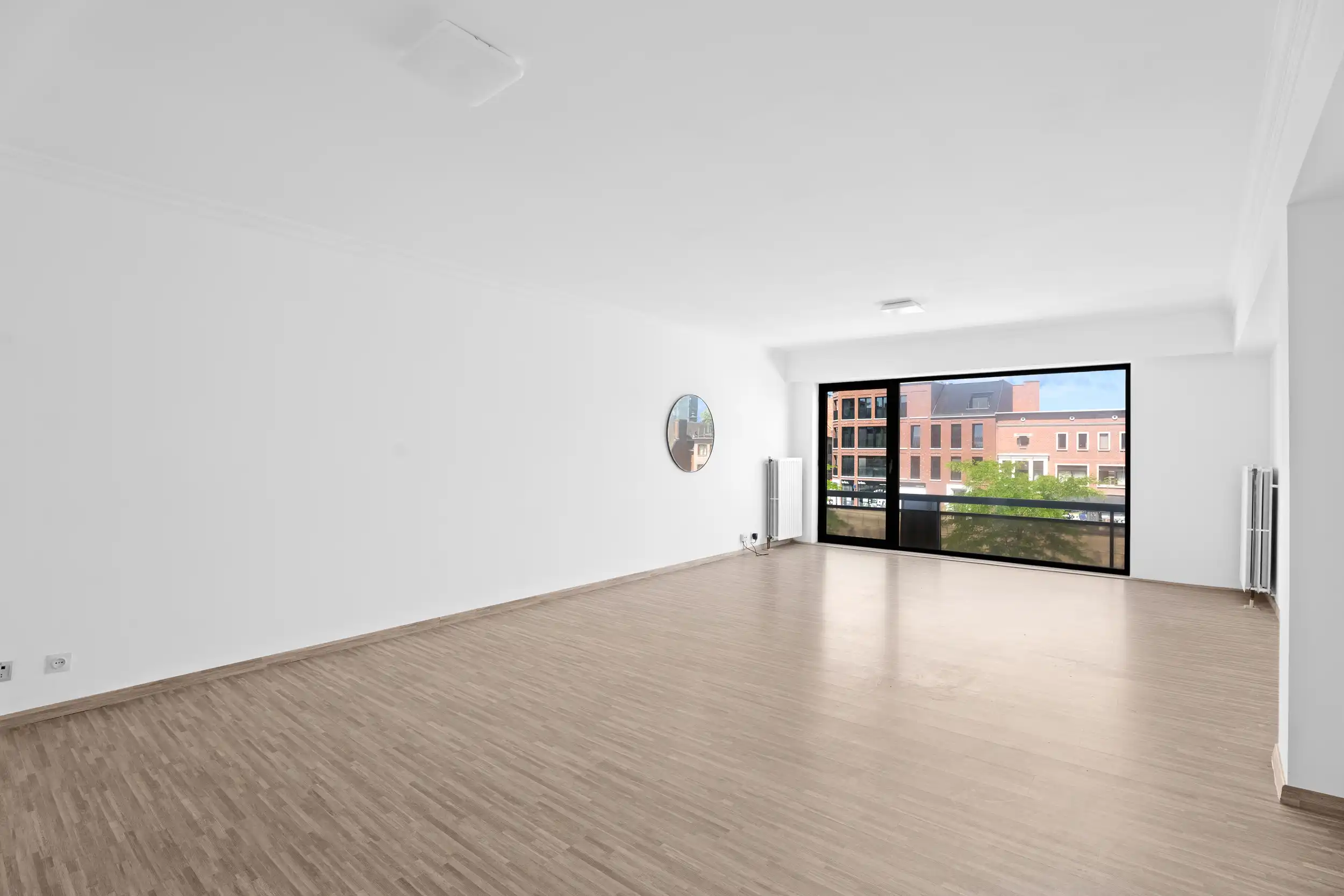 Ruim appartement met zicht op de Leie! foto 2