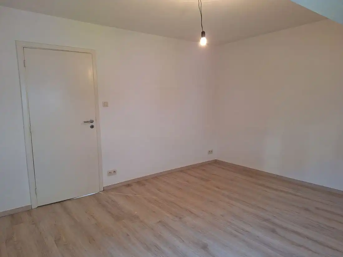 PERFECT gelegen 2 SLAAPKAMER appartement te Hasselt foto 9