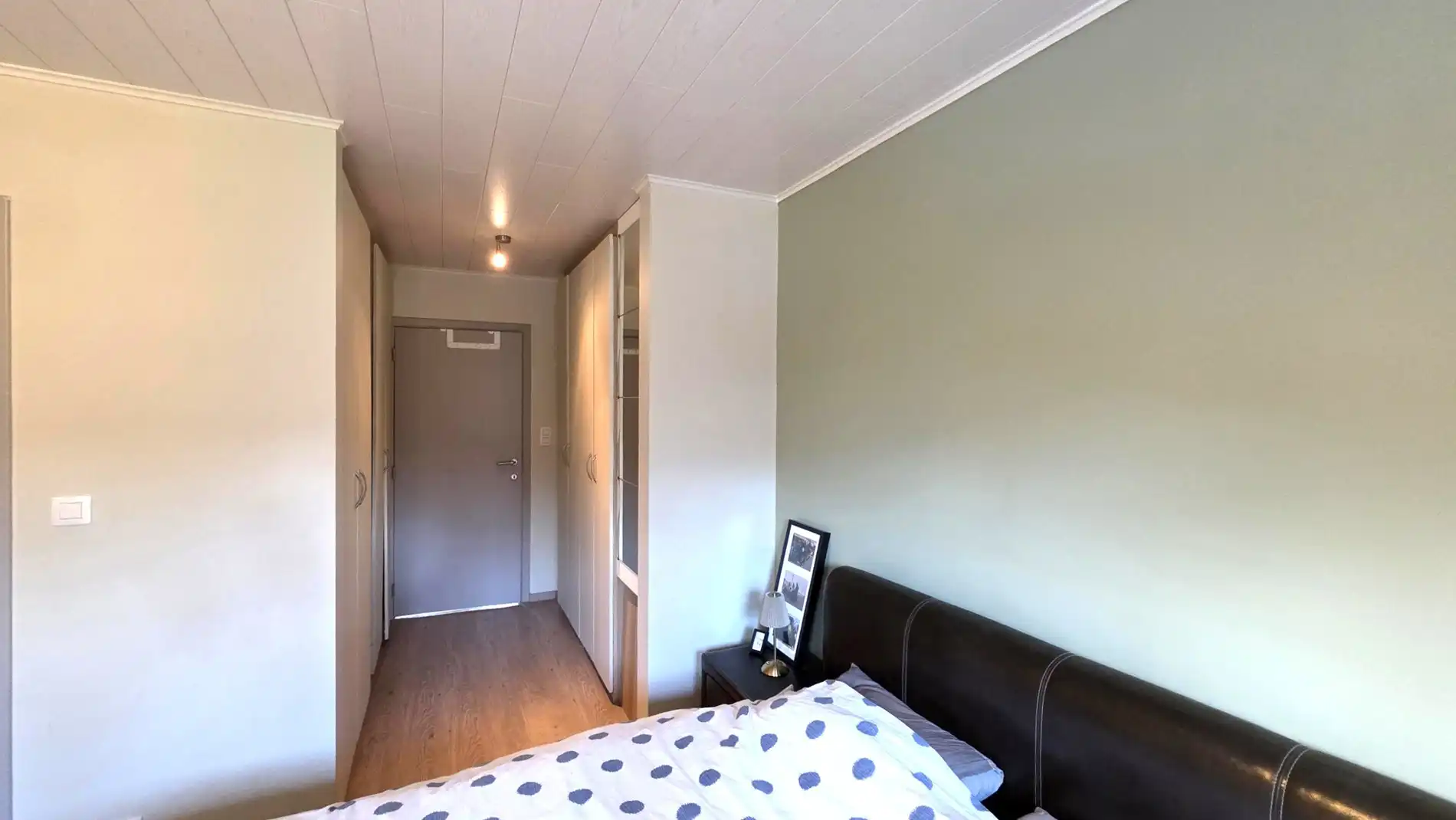 EPC A woning met 4 slpk, tuin en carport foto 15