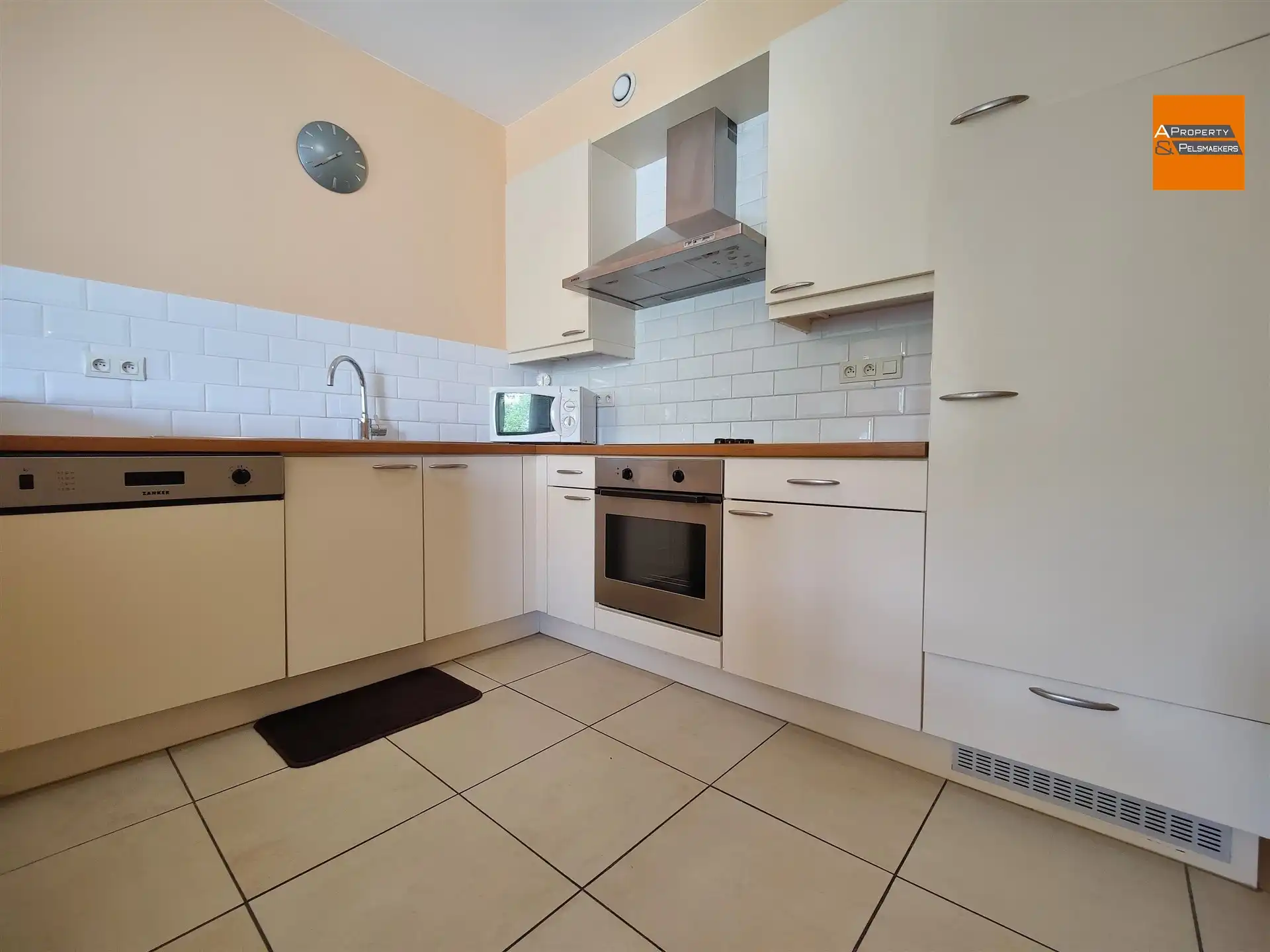 Verzorgd appartement met 2 slaapkamers. foto 7