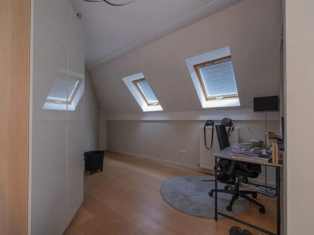 Modern duplex appartement met ondergrondse autostaanplaats foto 13
