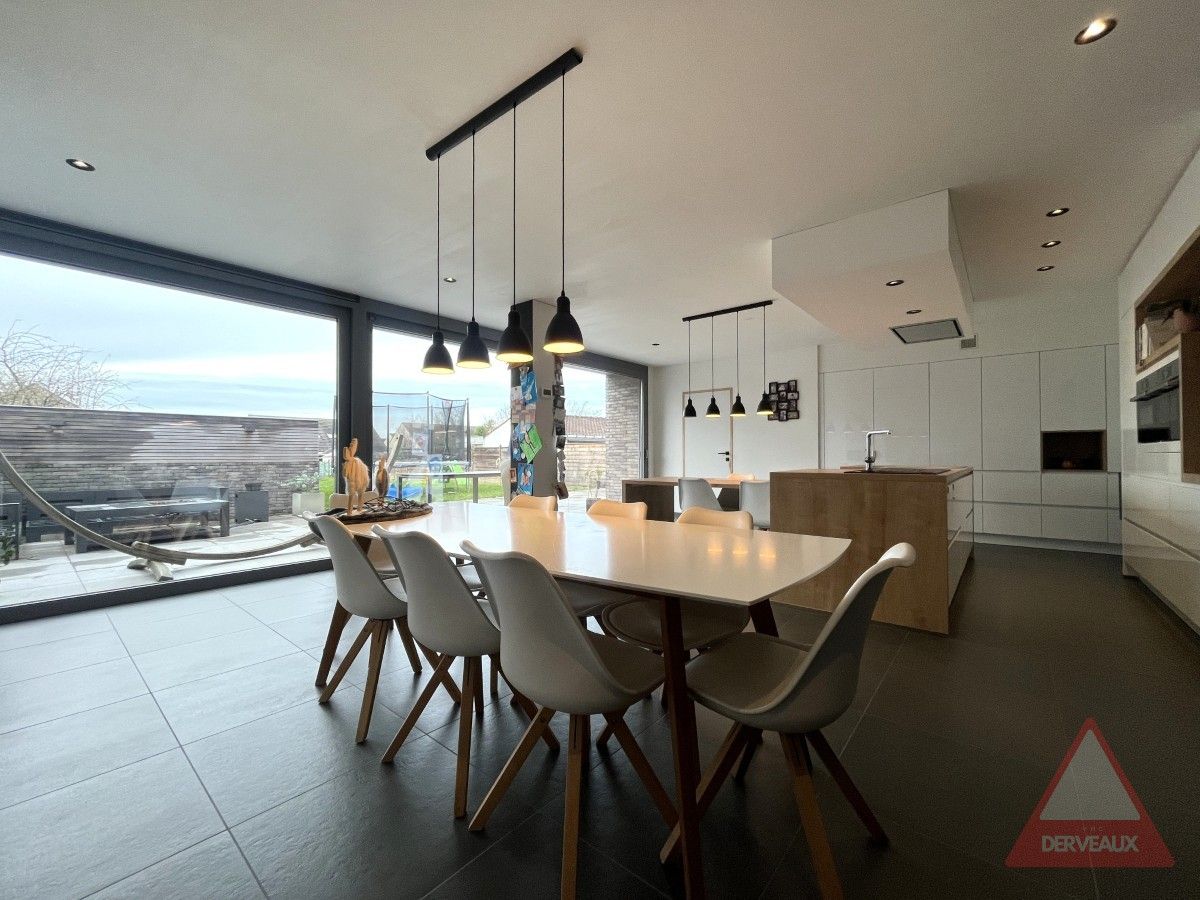 Langemark-Poelkapelle – Instapklare, volledig gerenoveerde woning met garage foto 9