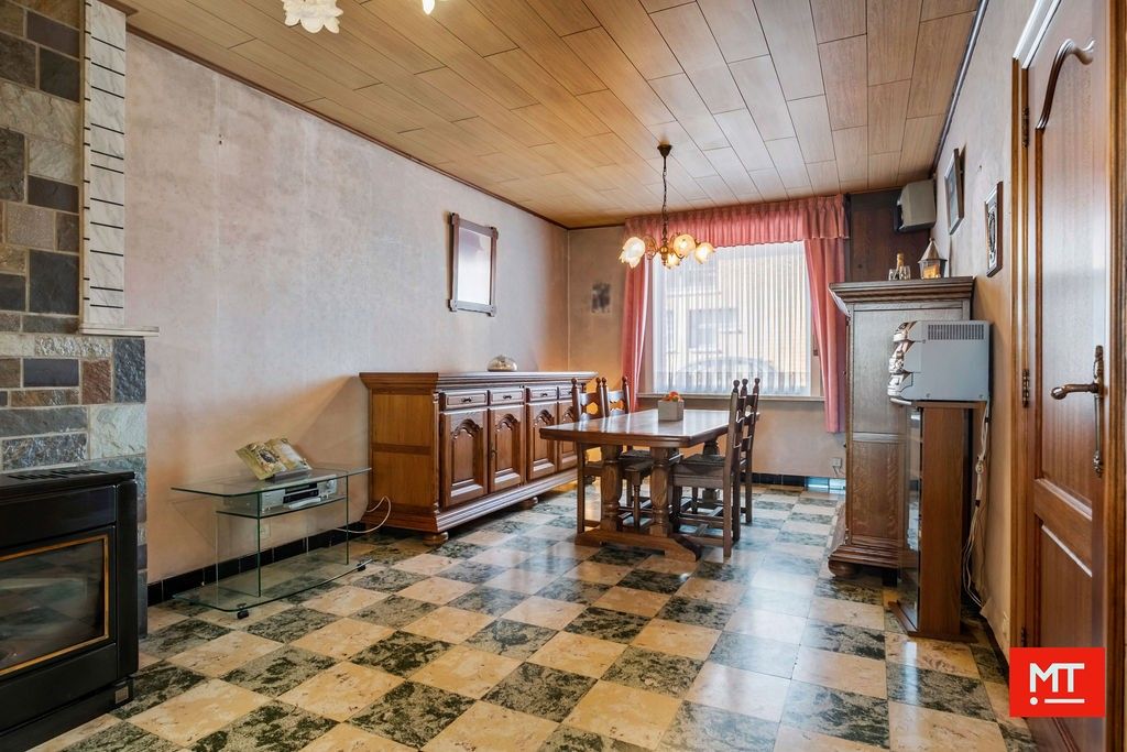 Te renoveren woning in een rustige buurt te Geluwe foto 2