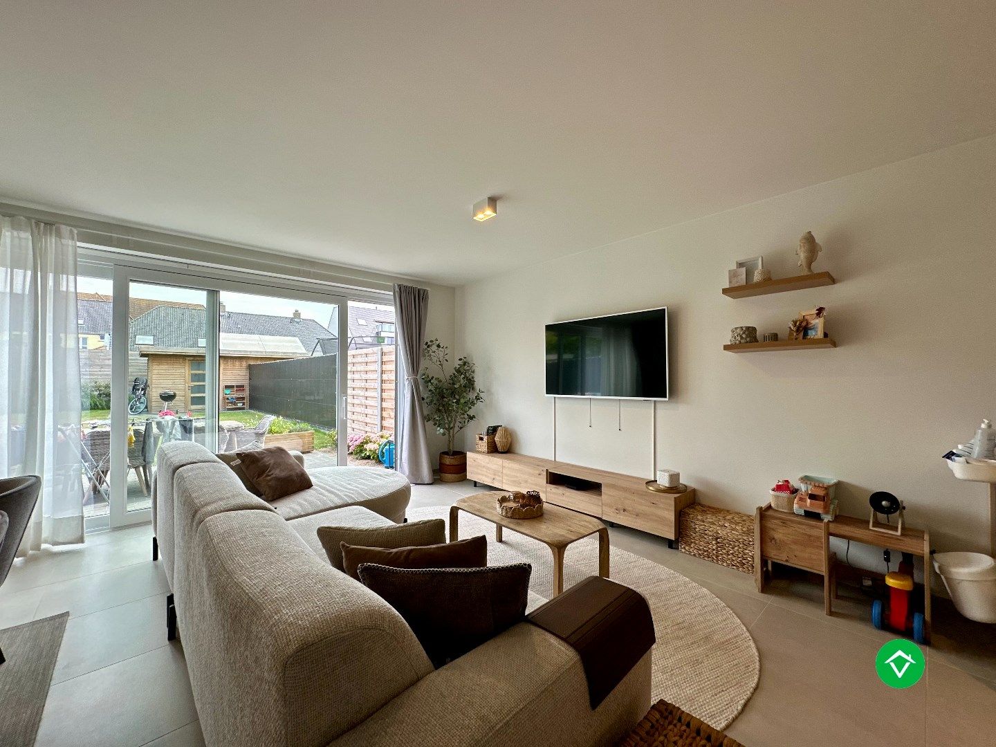 Instapklare halfopen nieuwbouwwoning te huur in Eernegem foto 4
