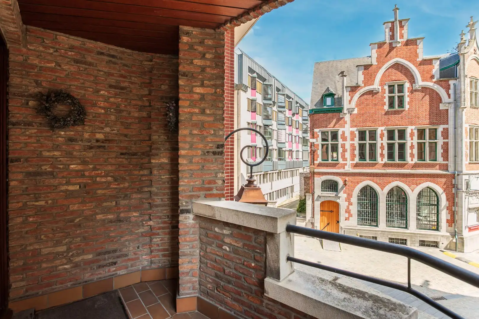 Ruim 3-slaapkamerappartement (EPC C) met terras en uniek zicht op de basiliek in hartje Halle foto 17