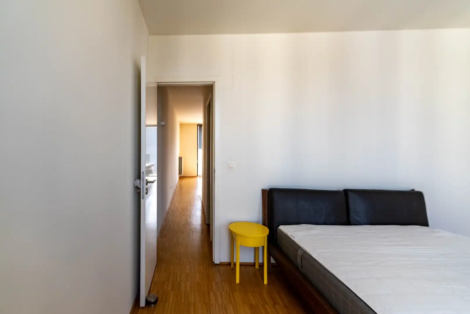 Luxueus appartement met 2 slk, terras en parking foto 12