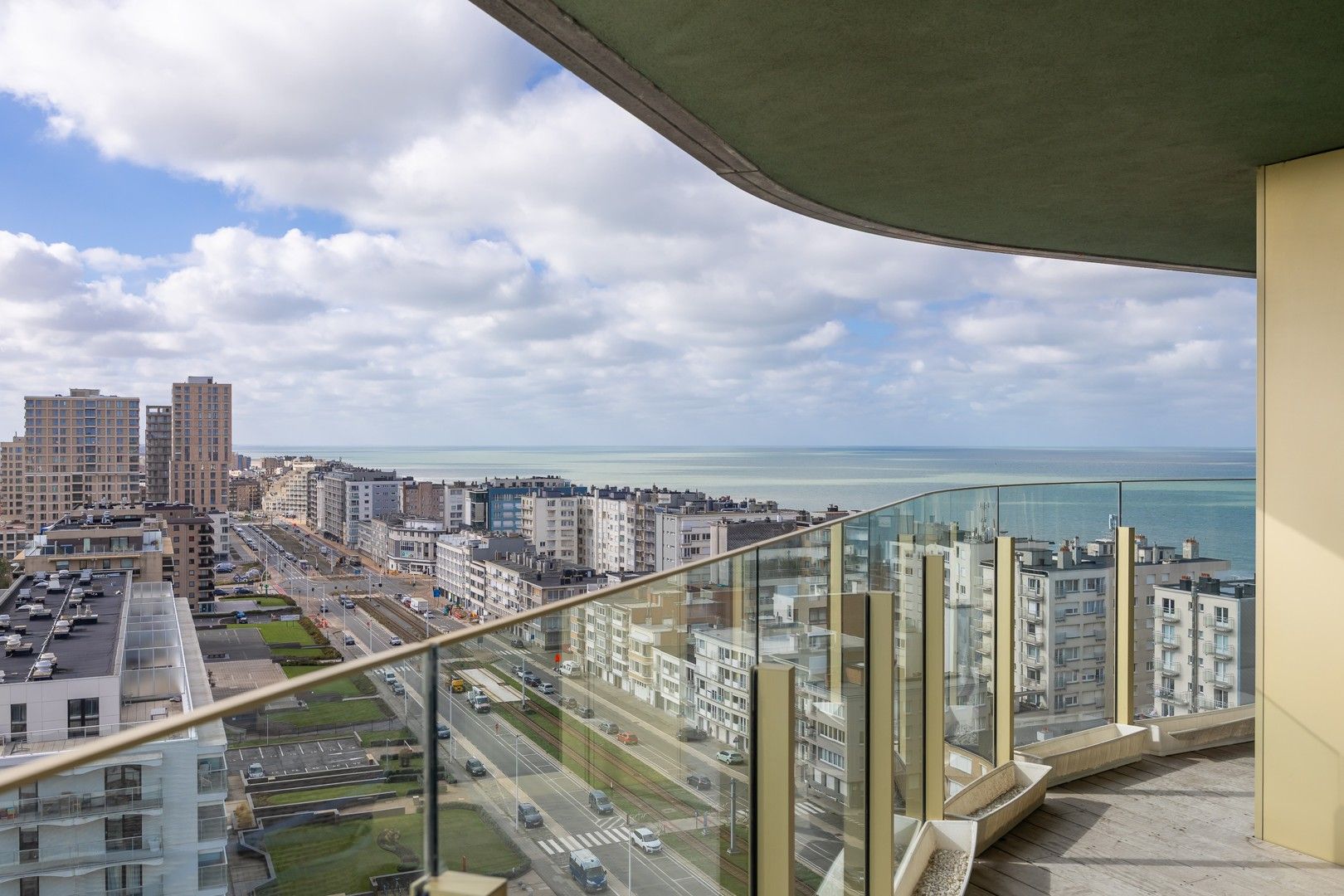 Appartement te koop foto {{pictureIndex}}