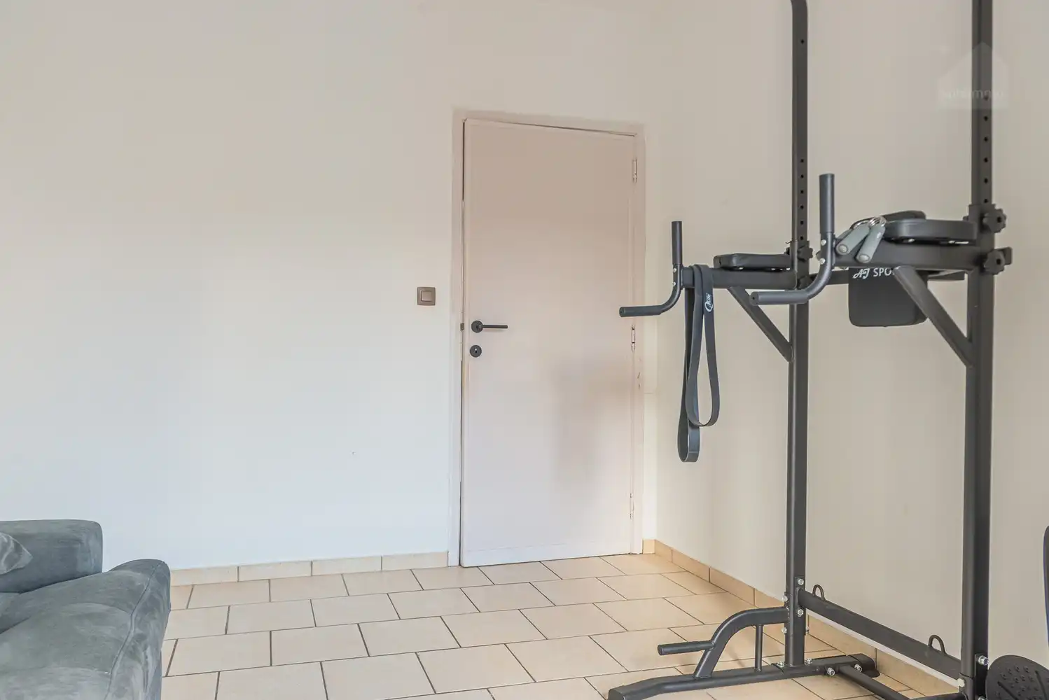 Ruim en instapklaar appartement met 2 slaapkamers, garage en centrale ligging in Tessenderlo foto 11