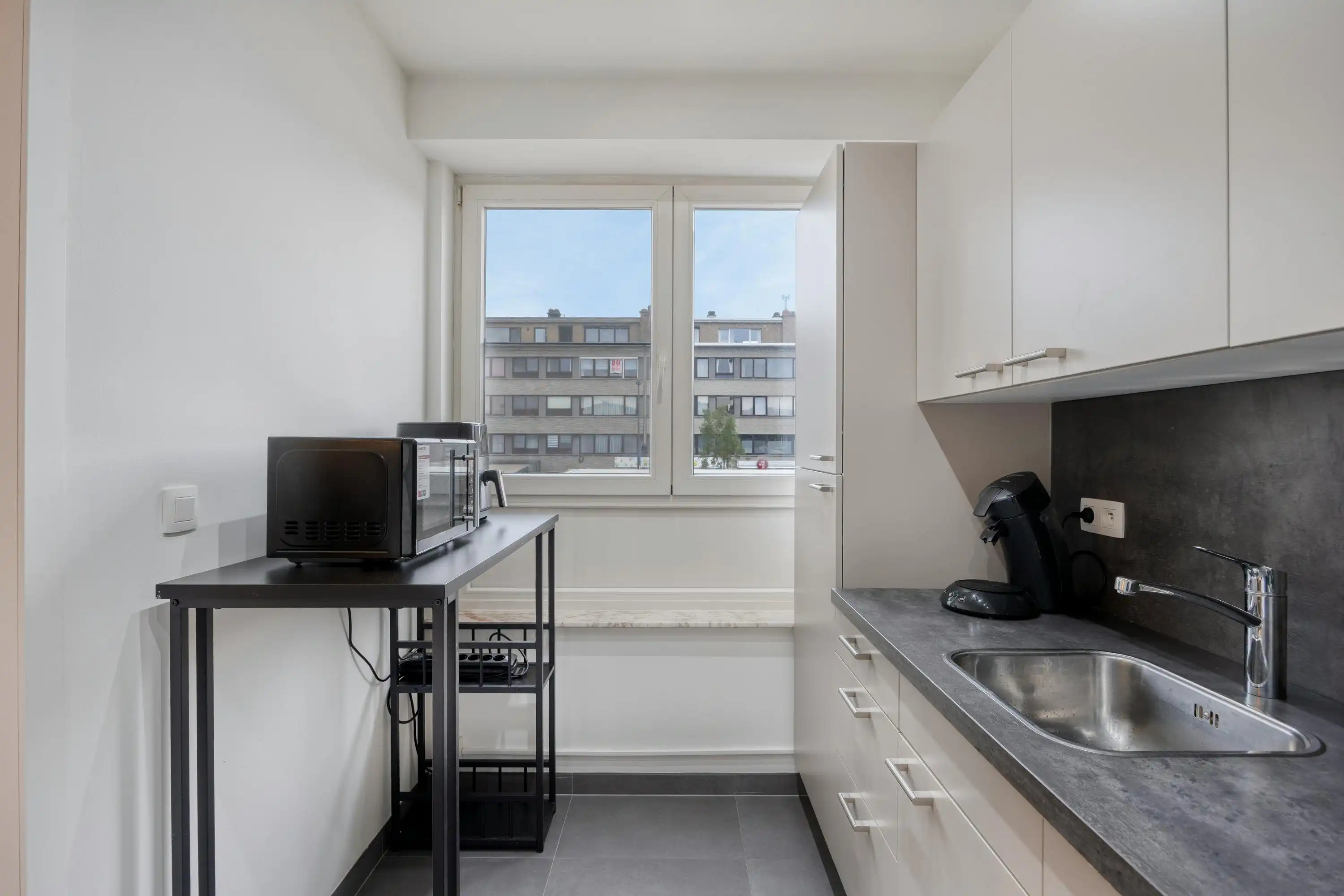 Appartement met 2 slaapkamers en garage te koop in Merksem foto 4