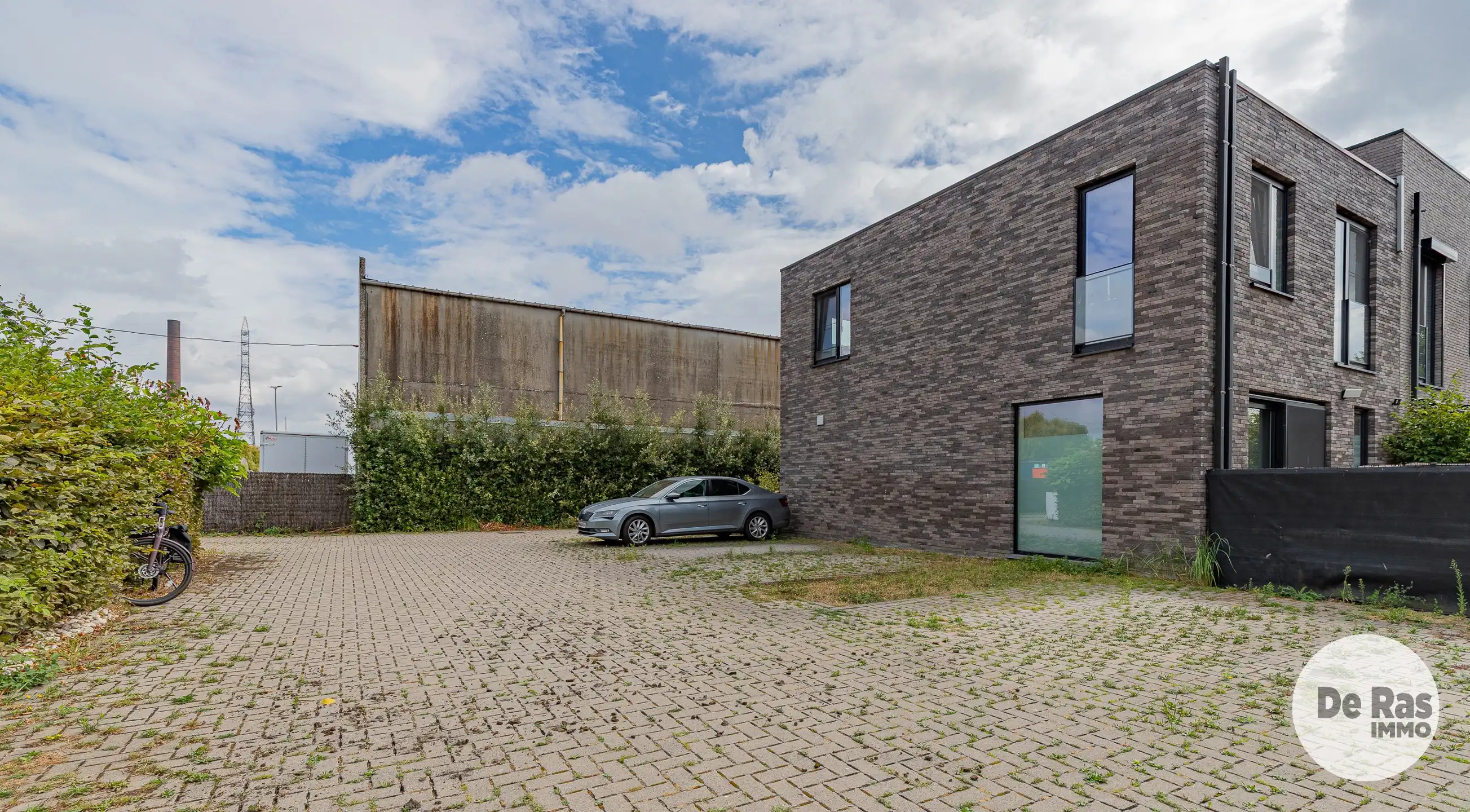 GENT - Recente woning met 3 slpks, berging en staanplaats foto 20