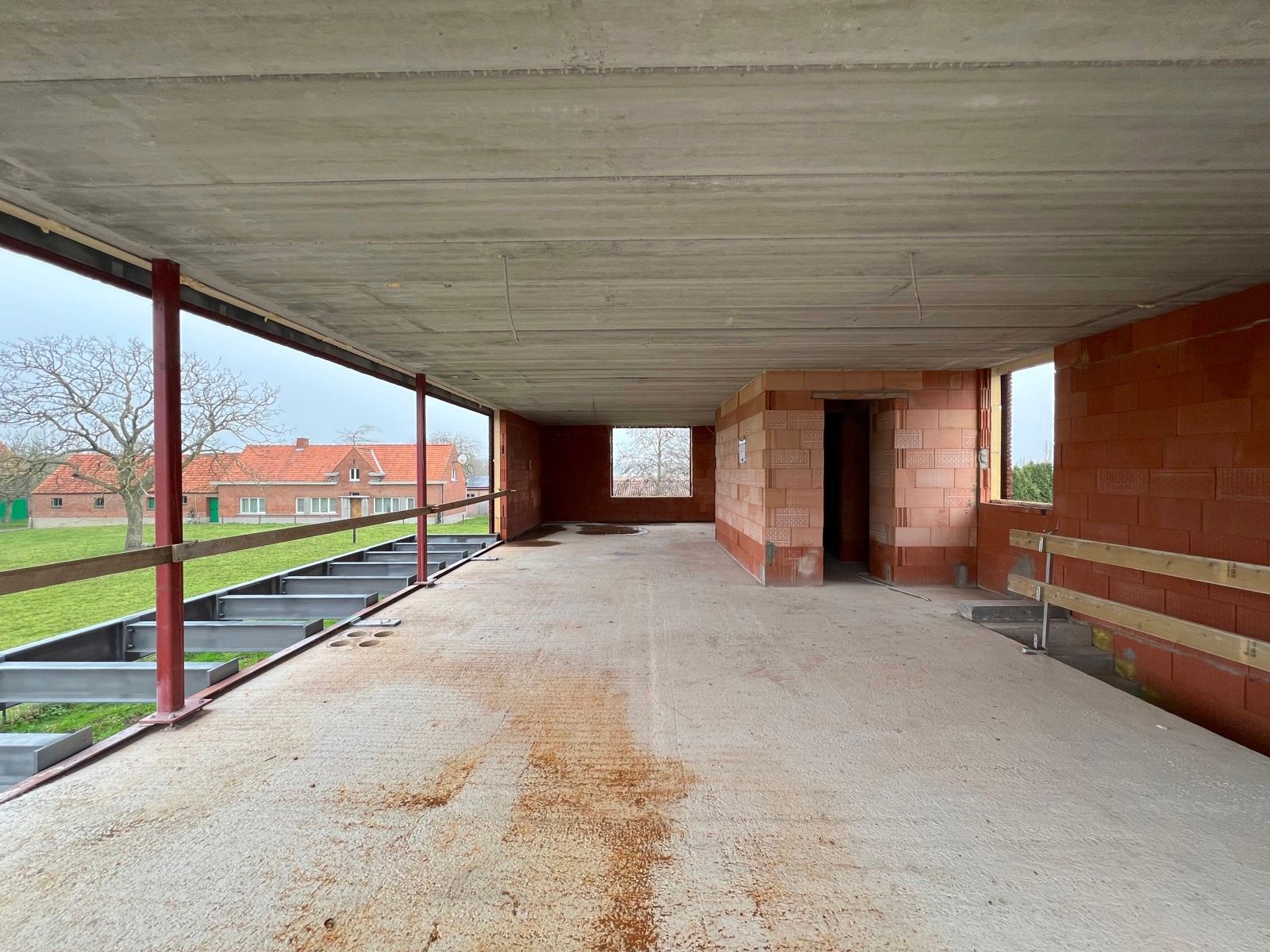 Strakke nieuwbouw met 4 slaapkamers en landelijk zicht foto 6