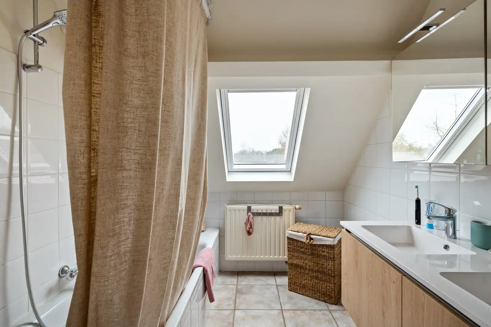 Charmante woning met 3 slpk en een mooie tuin in Wuustwezel. foto 14