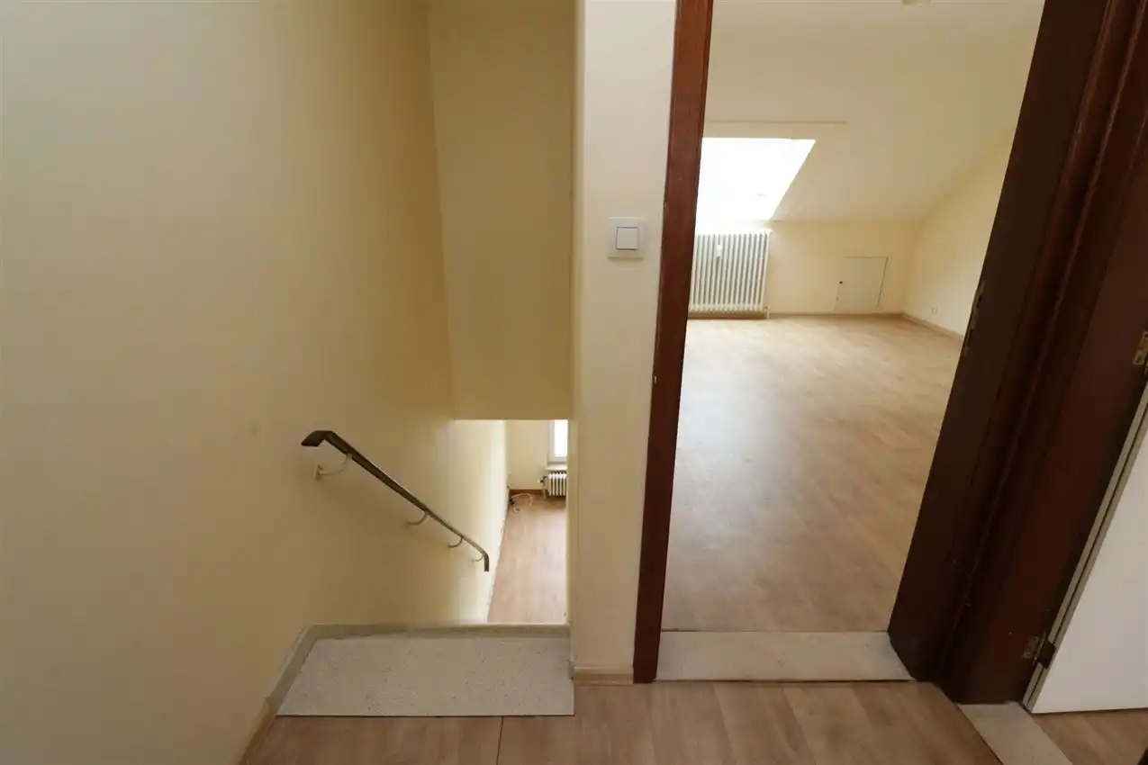 Opbrengsteigendom (handel & 4 app) op toplocatie foto 106