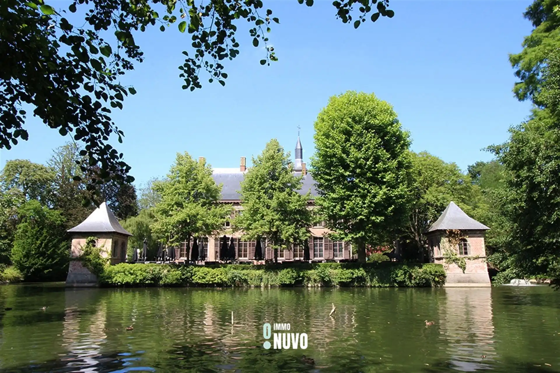 Kasteel foto {{pictureIndex}}