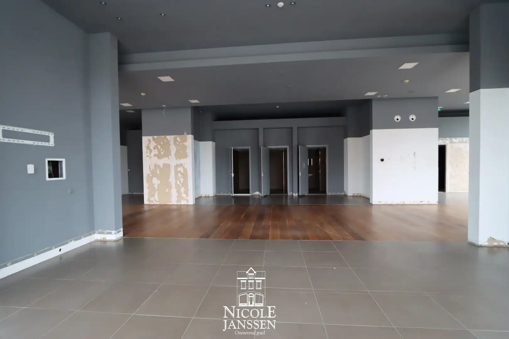 Commerciële winkelruimte foto 8