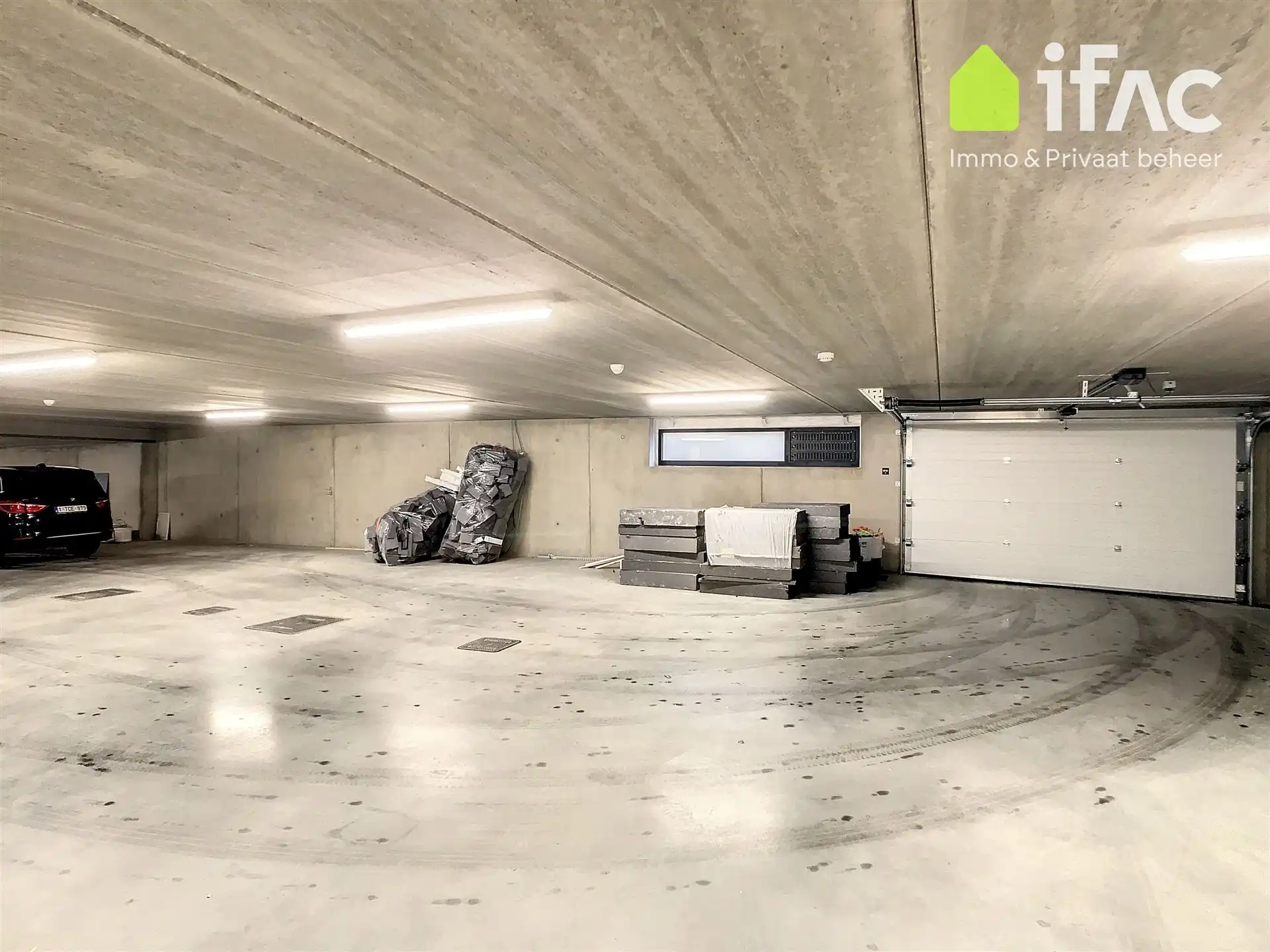 Praktijkruimte modern en lichtrijk in nieuw gebouw foto 14