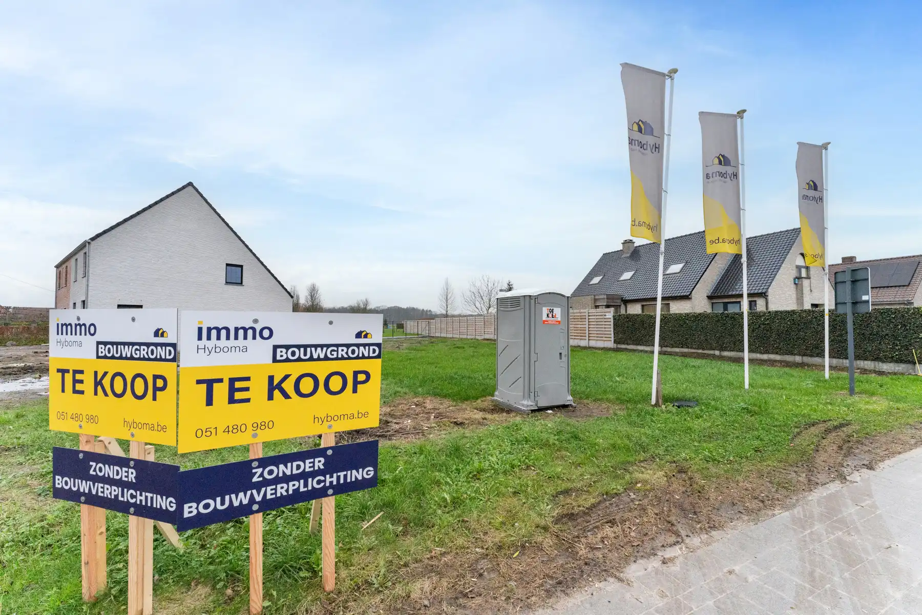 Bouwgrond zonder bouwverplichting te koop in Wingene foto 2