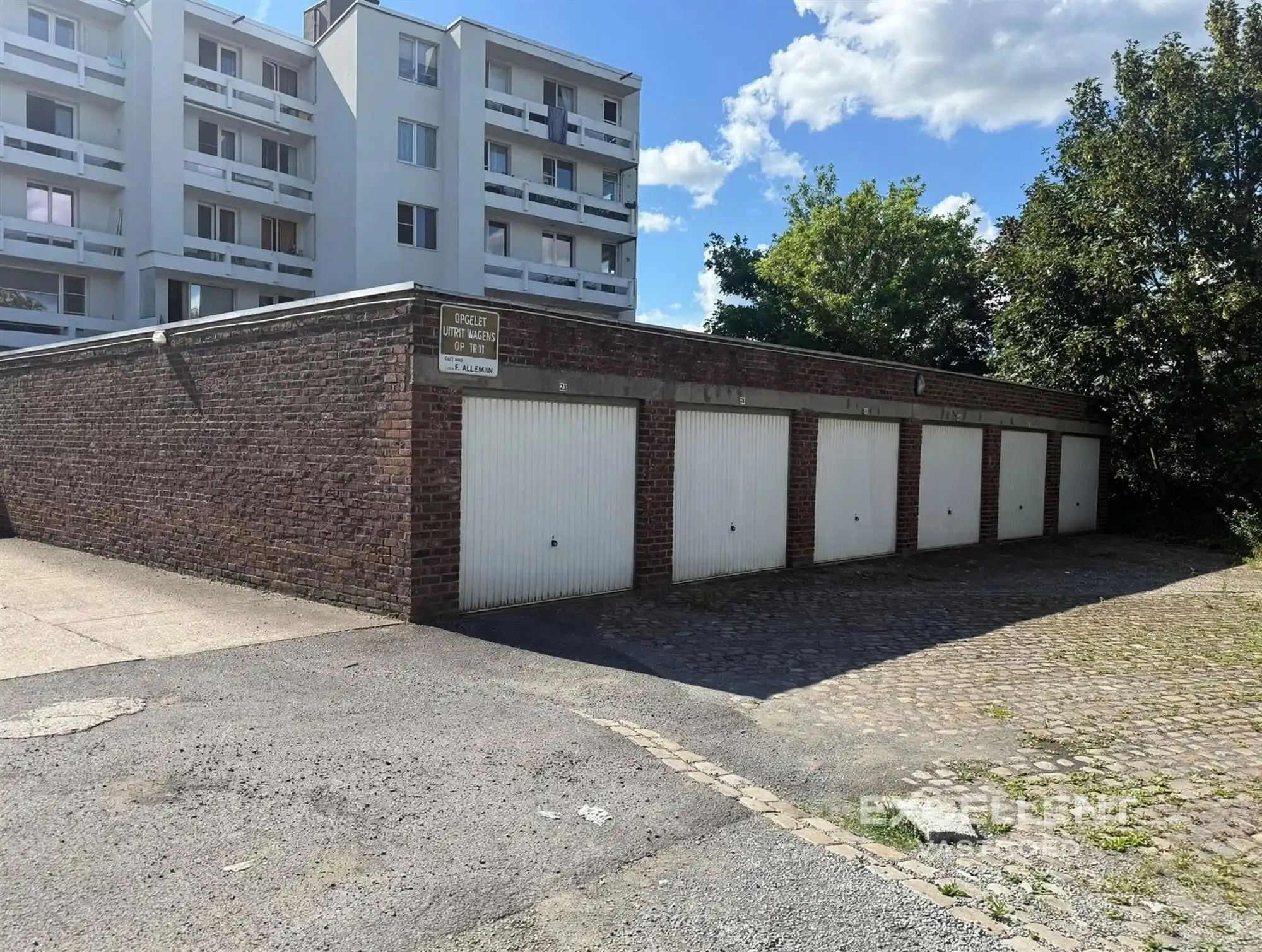 Garagebox te koop centrum Deinze foto 5