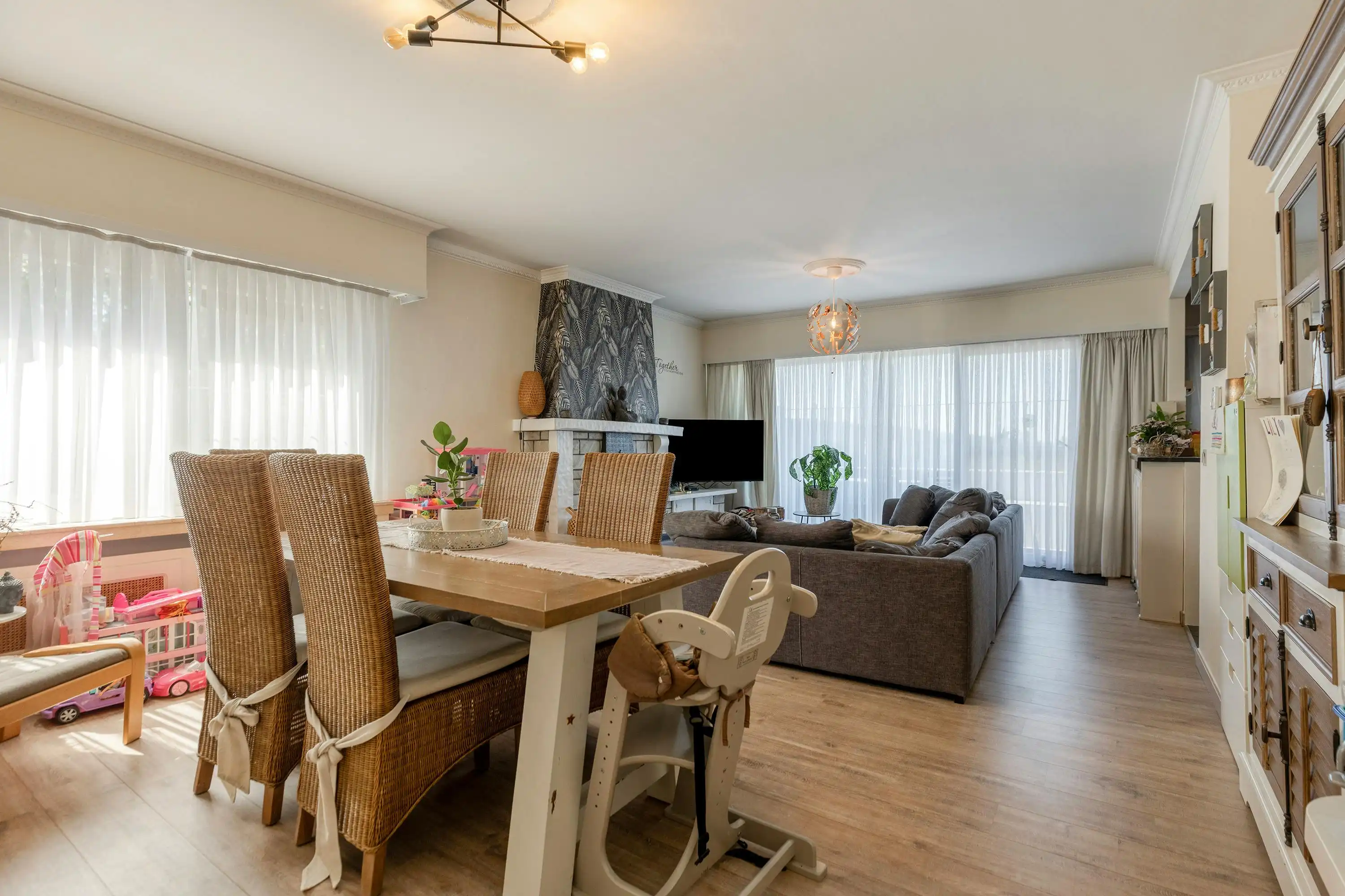 Appartement met garage en 3 slaapkamers te koop in Hoevenen! foto 6