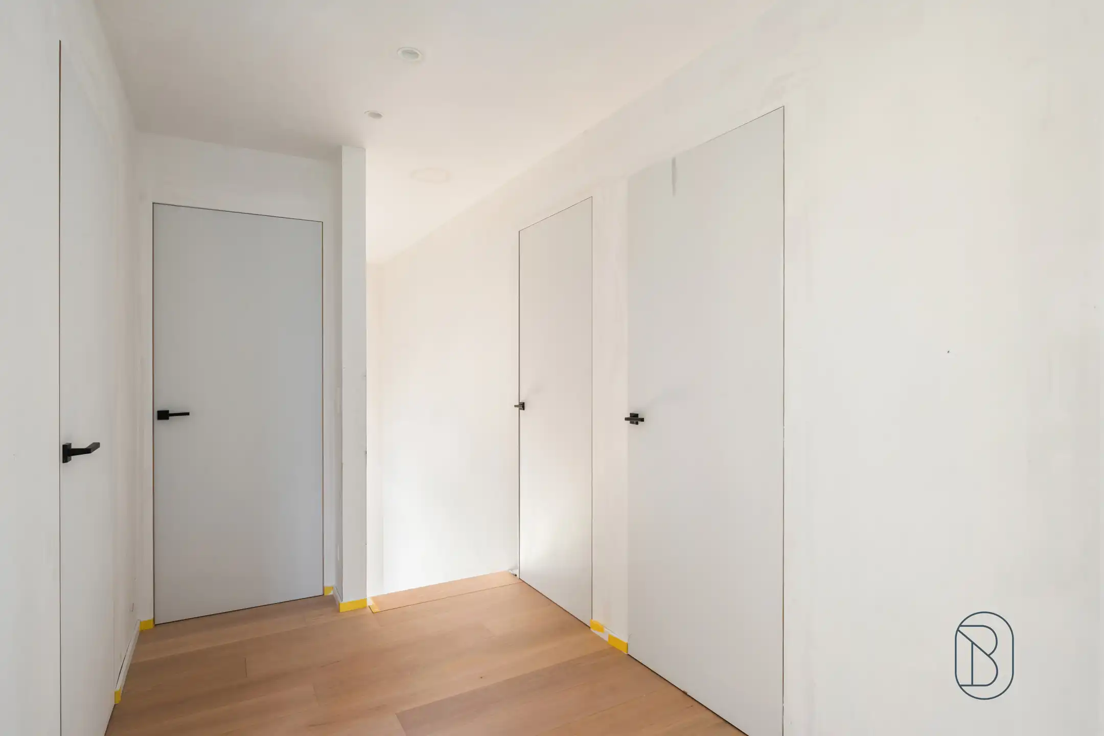 Moderne nieuwbouwvilla met 4 slk en bureau, in Marke foto 24