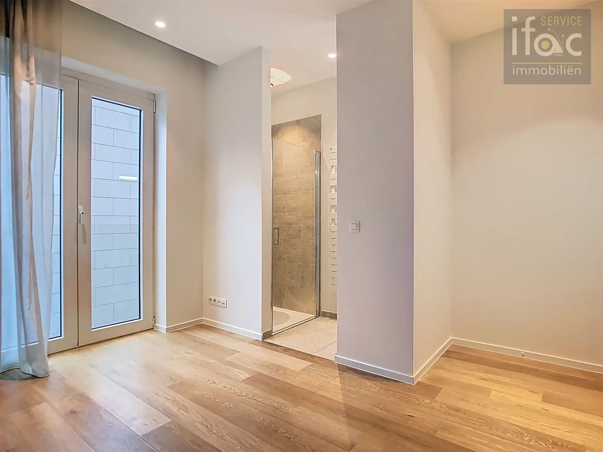 Appartement met groot terras en autostaanplaats in Lindepark foto 11