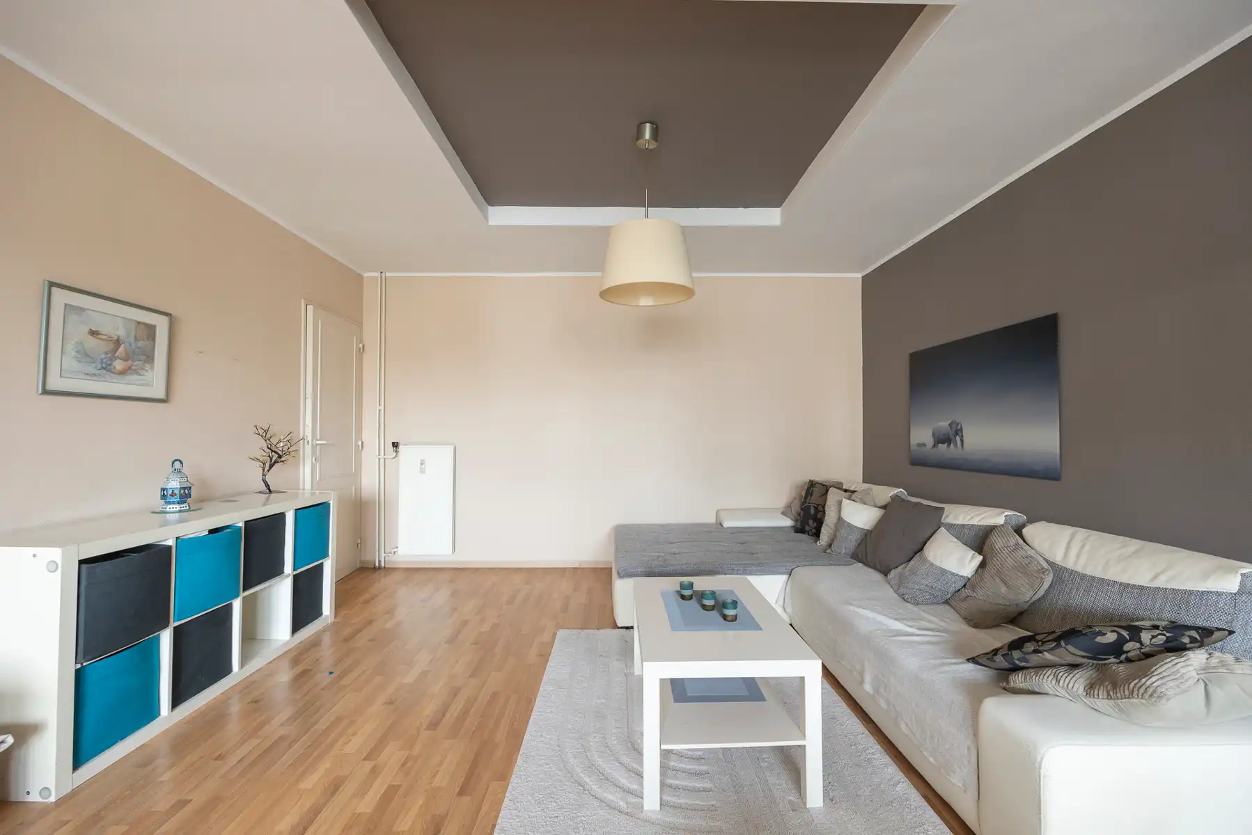 Appartement op de eerste verdieping, inclusief garage, nabij het centrum van Hoevenen! foto 3