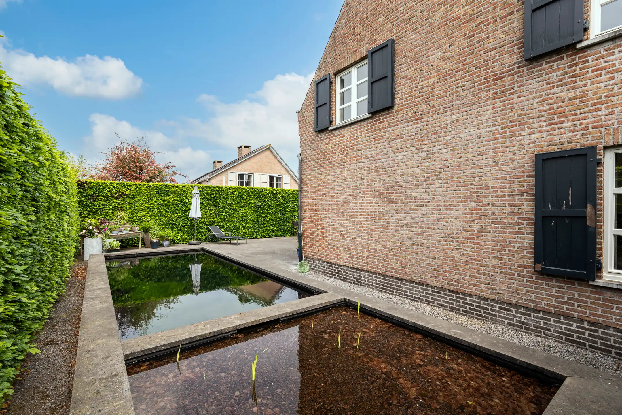 Rustig gelegen vrijstaande woning op 960 m² grond. foto 22