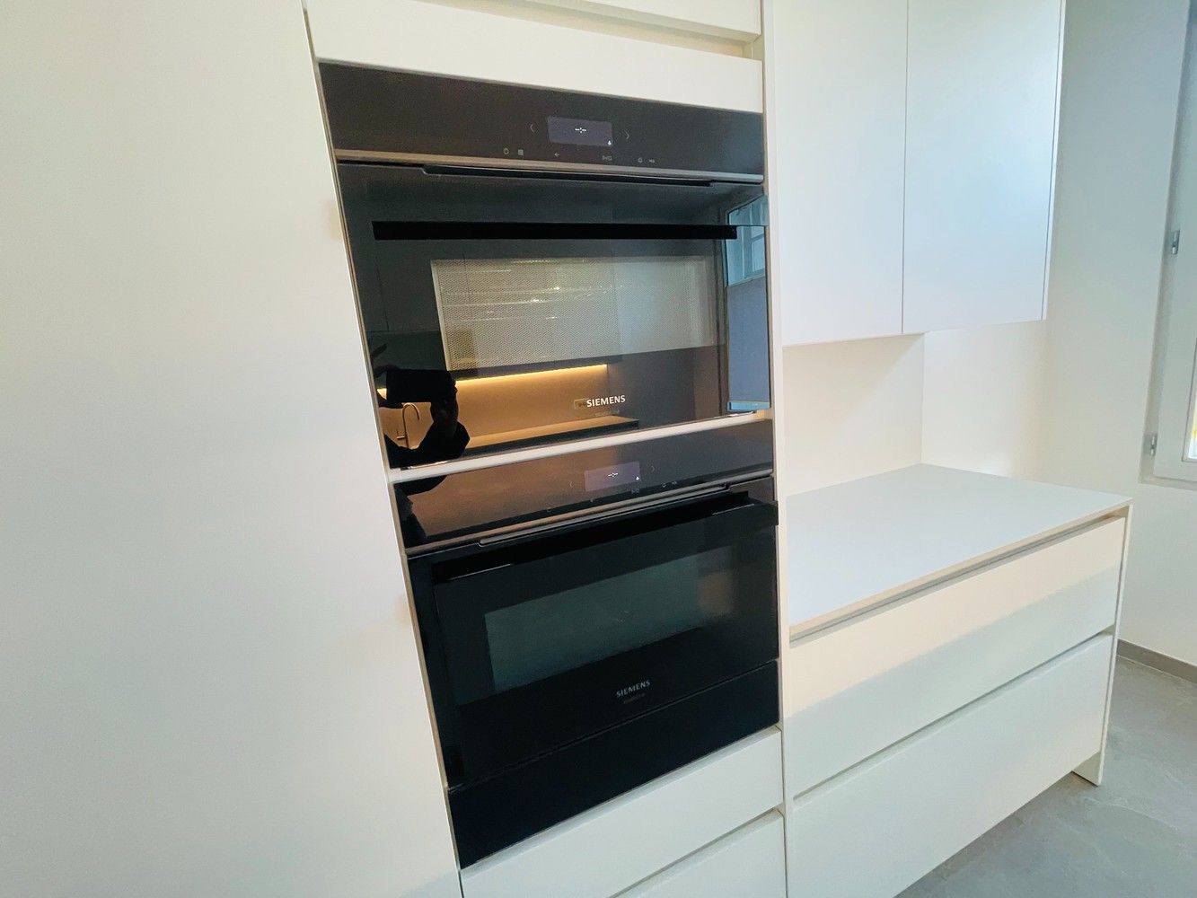 EXCLUSIEF WONEN in Brugge centrum, met zicht op de REIEN, ENERGIEZUINIG  TOTAAL GERENOVEERD BURGERSHUIS met 6 slaapkamers en, 3 nieuwe badkamers , stadspatio. foto 12