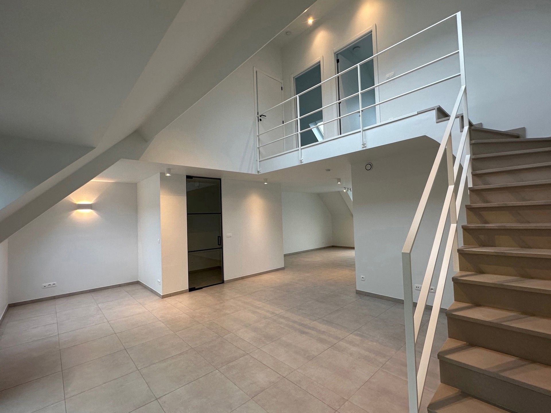 Recent duplexappartement in Grimbergen met groot terras foto 6