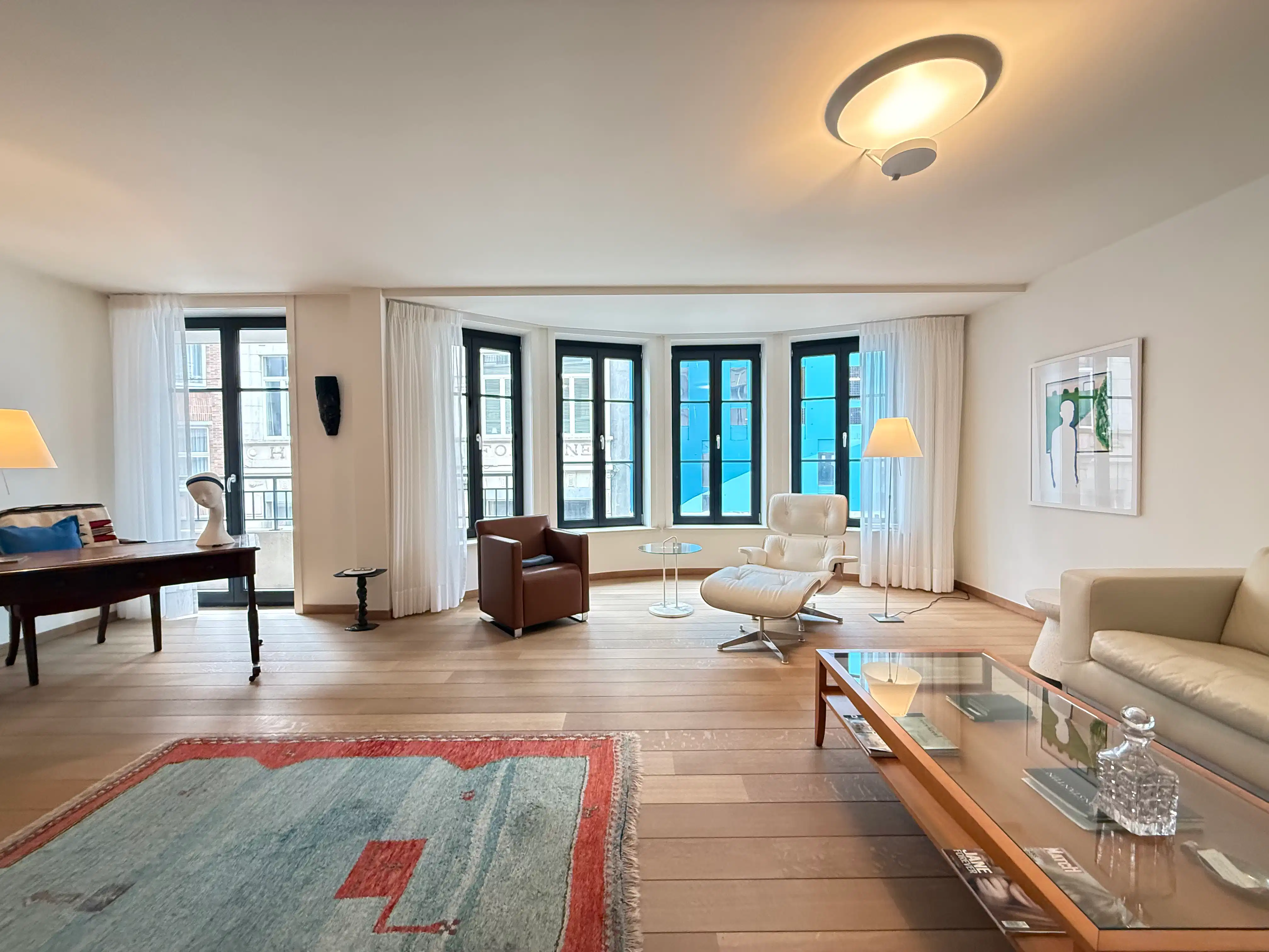 Harmonieus appartement in het bruisende stadscentrum foto 4