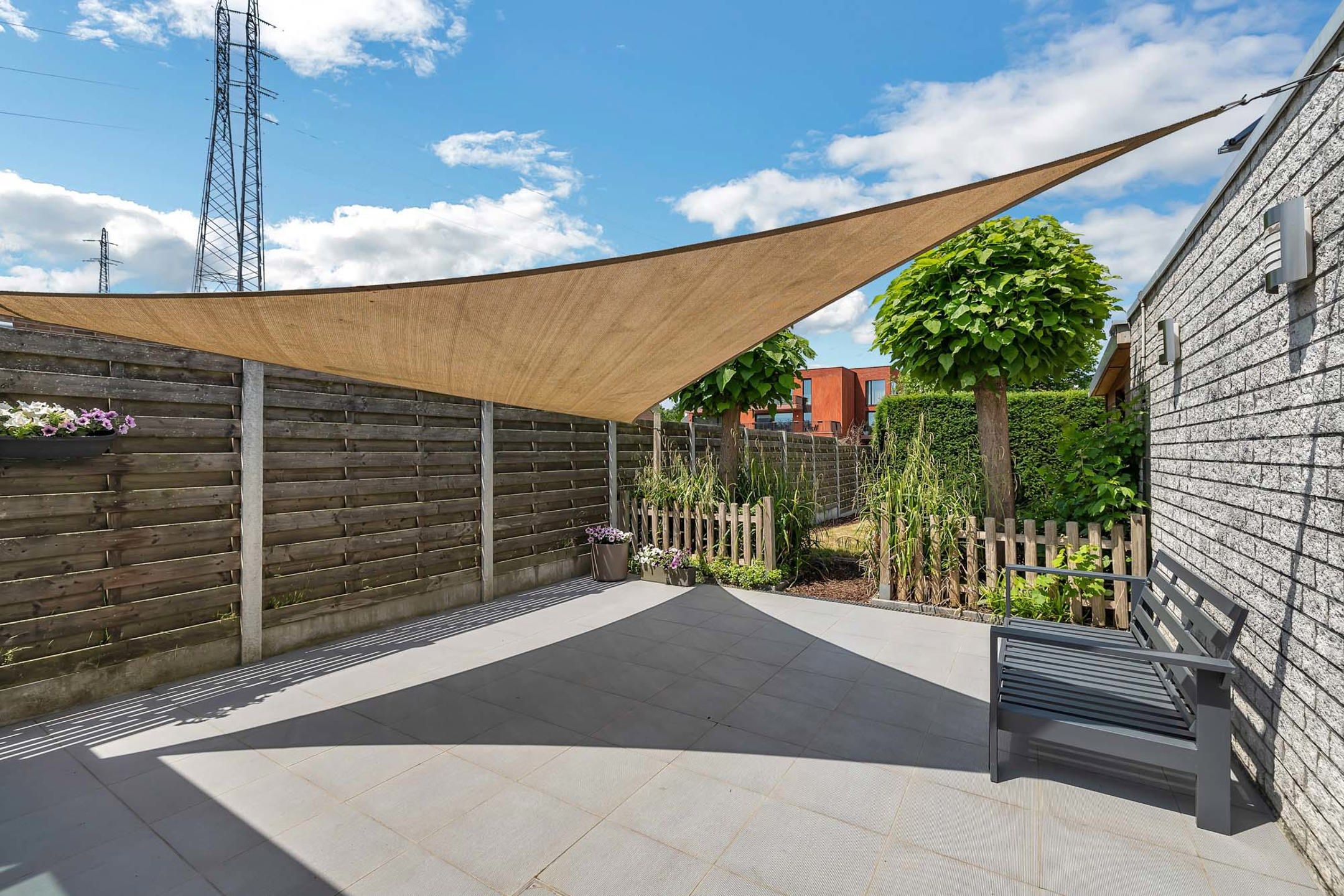 Gezellige, instapklare HOB met garage en tuin foto 35