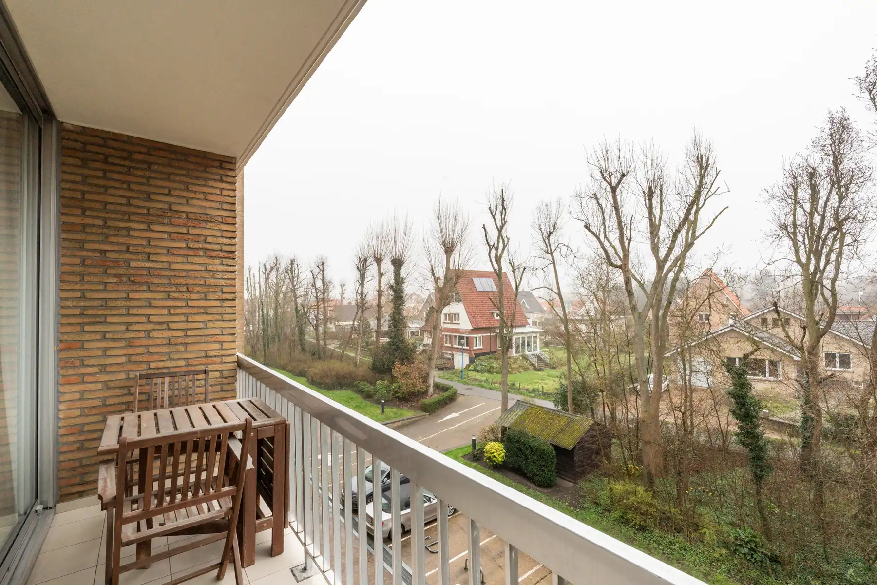 Ruime flat in een groene omgeving foto 9