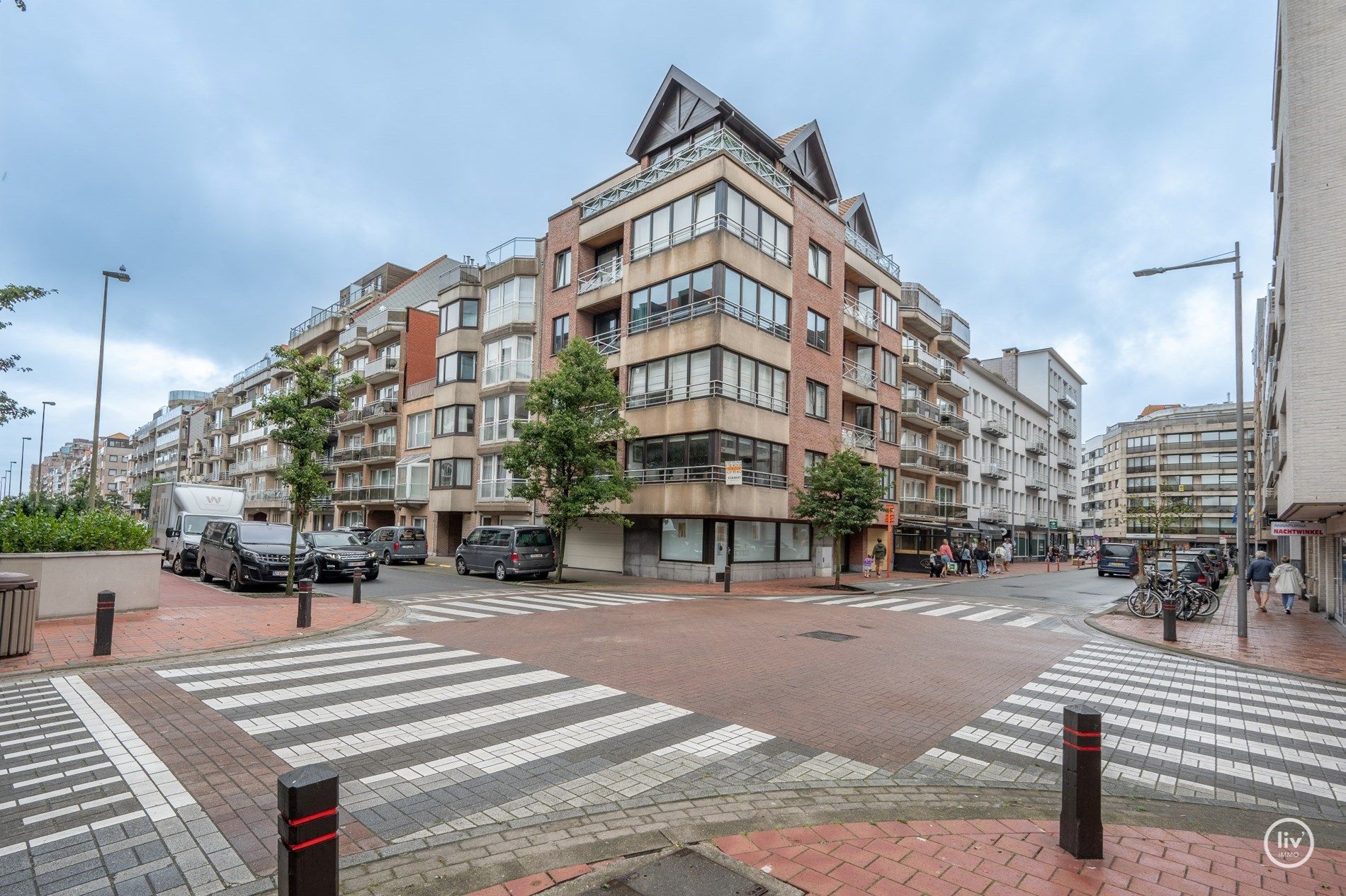 Lichtrijk hoekappartement met twee volwaardige slaapkamers gelegen in het centrum van Knokke. foto 11