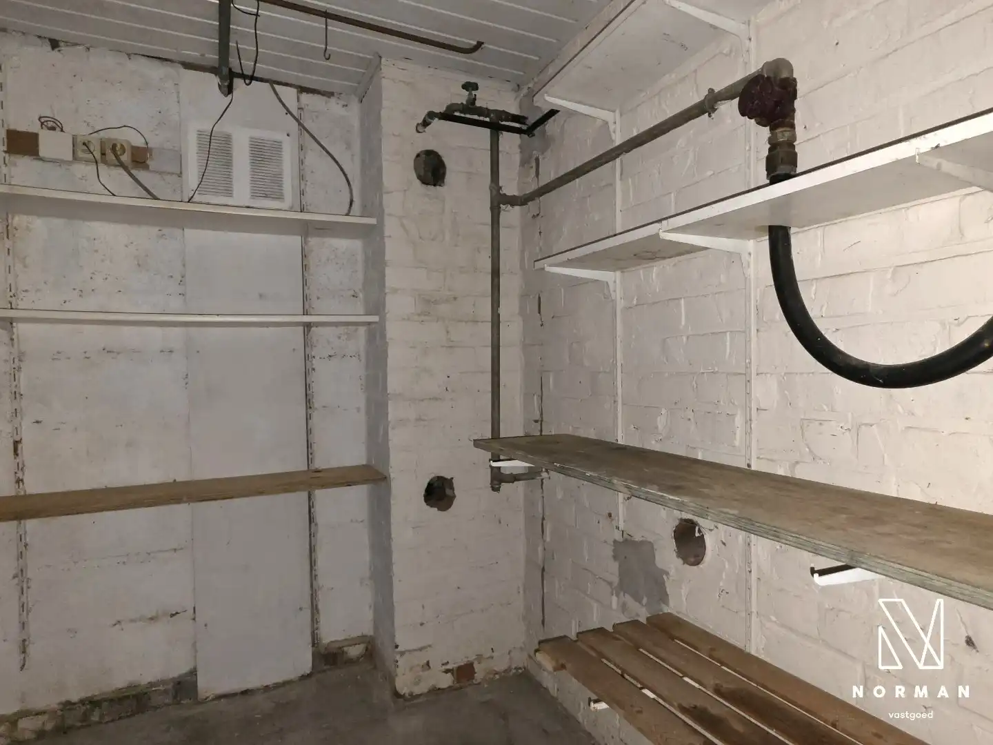 Ruime woning met mooie tuin in rustige straat in Beveren-Leie foto 26