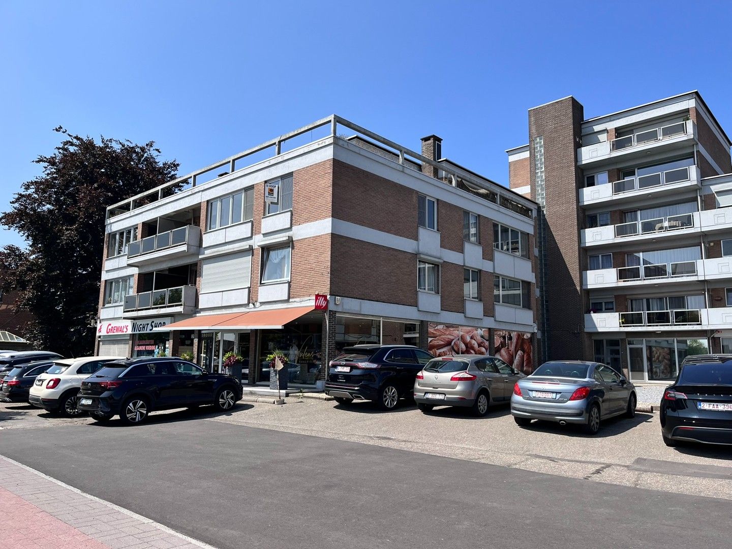 Appartement met 2 slaapkamers en terras foto 2