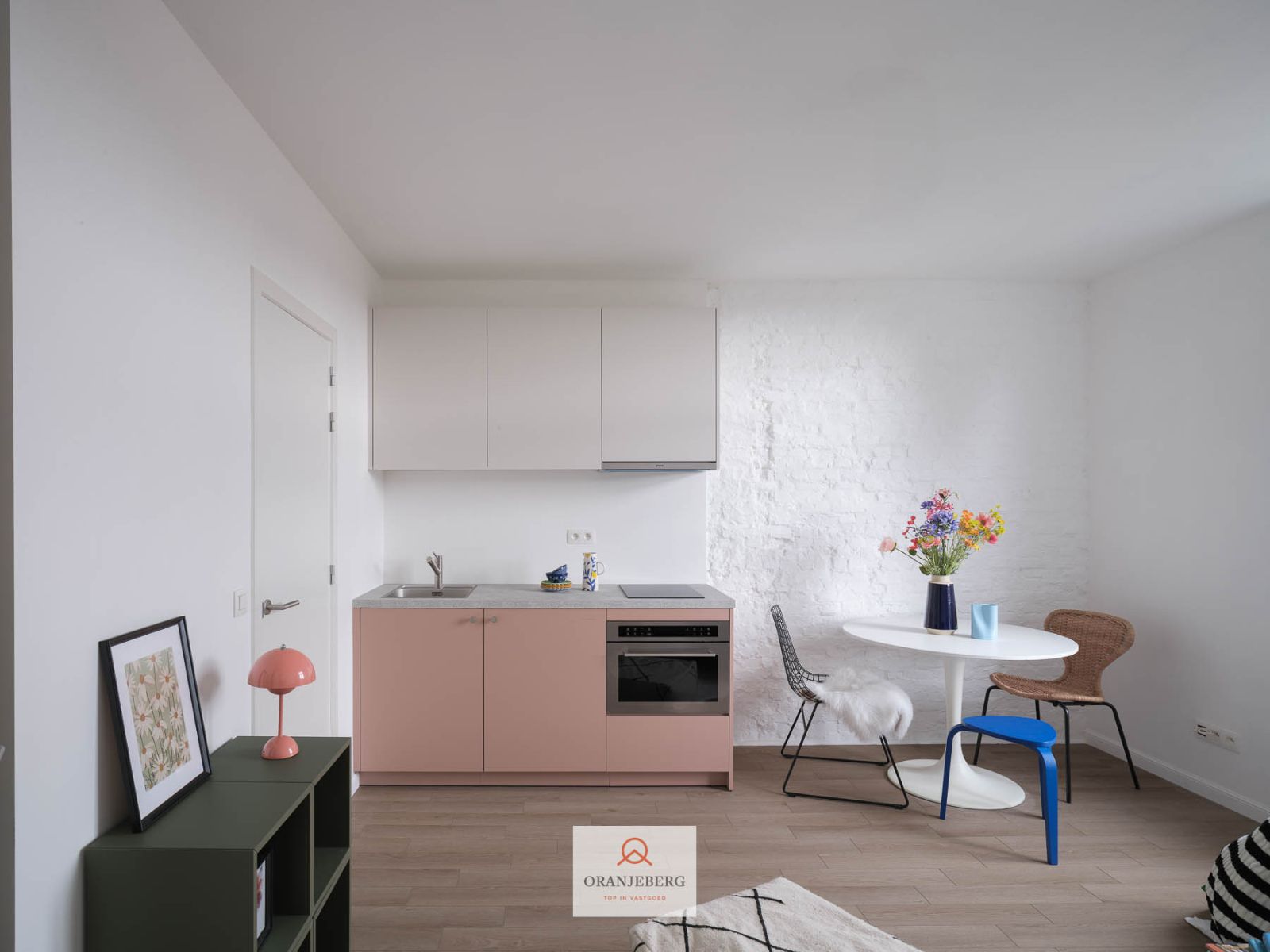 Lichtrijke gerenoveerde studio te koop vlakbij centrum Gent foto 4